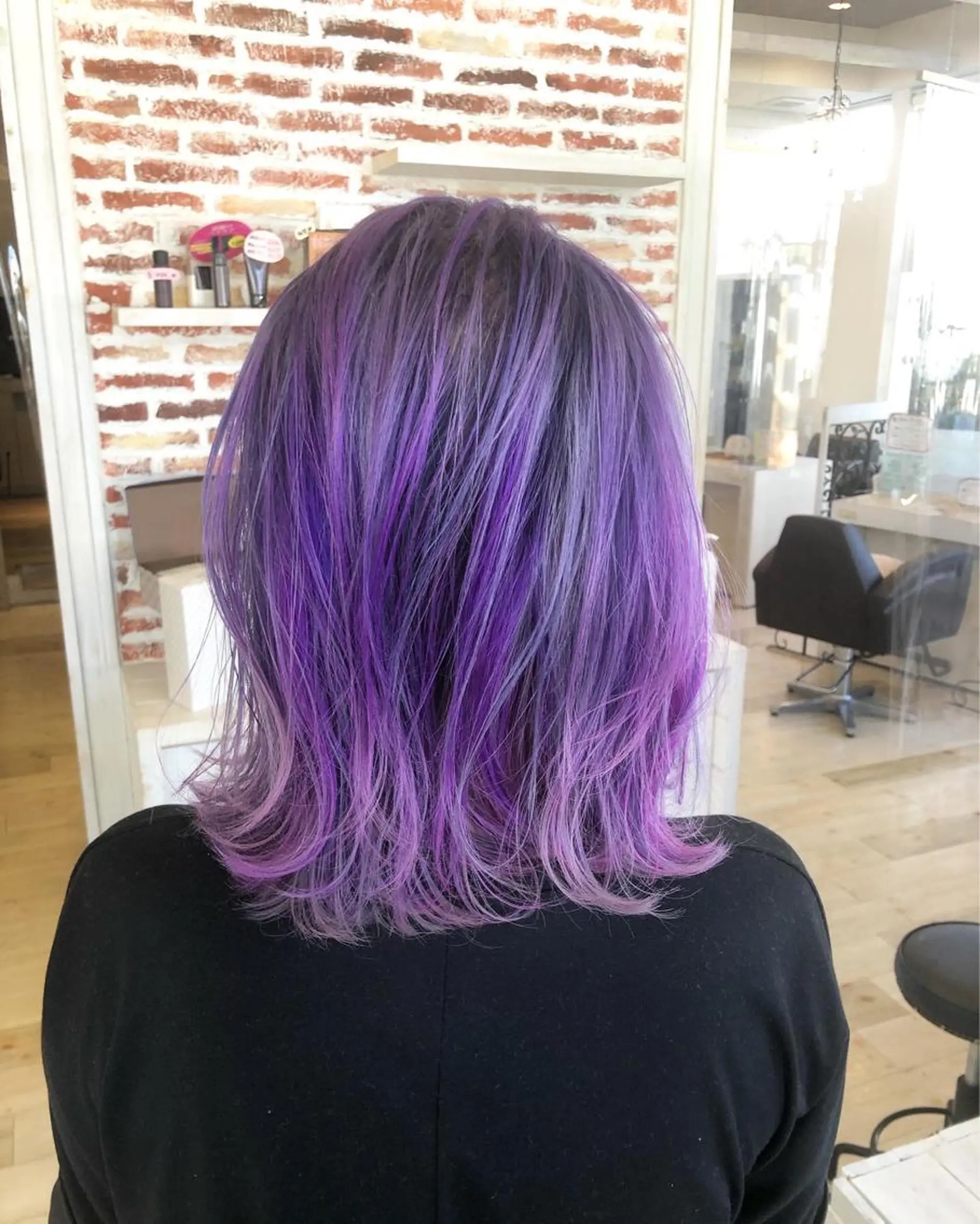 カラー ダブルカラー 東恩納 誠のヘアスタイル