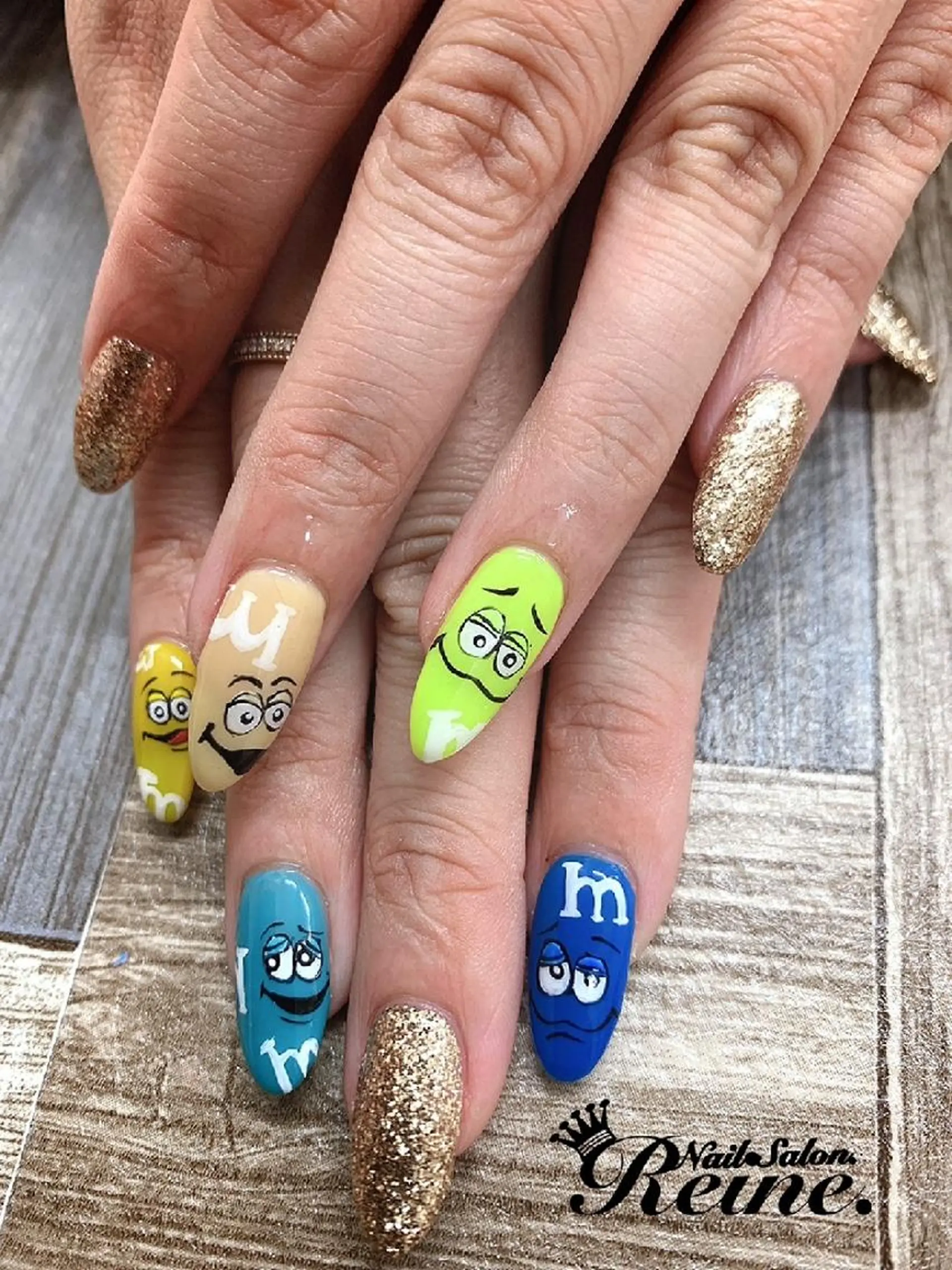 ネイル ジェルネイル Nailsalon Reine所属・玉栄 伶奈のネイルデザイン