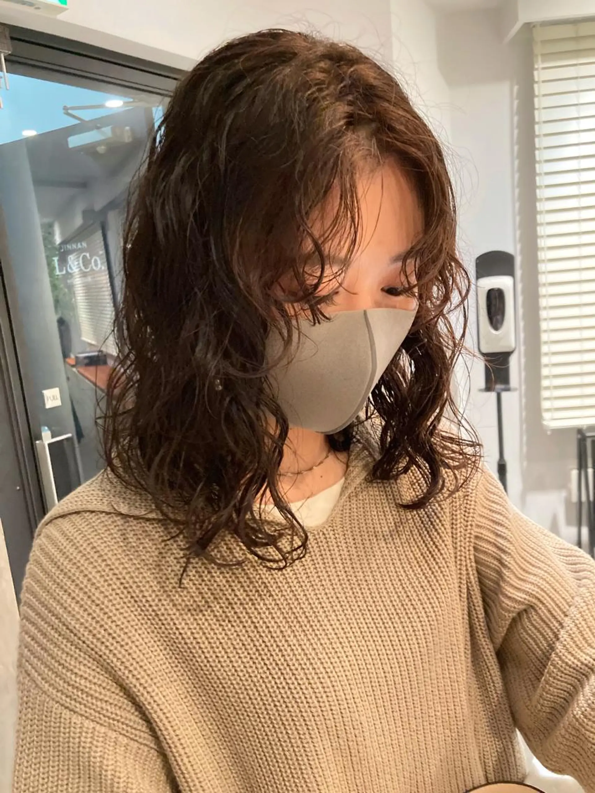 セミロング パーマ 🛑柔らか透明感 カラー🛑大谷のヘアスタイル