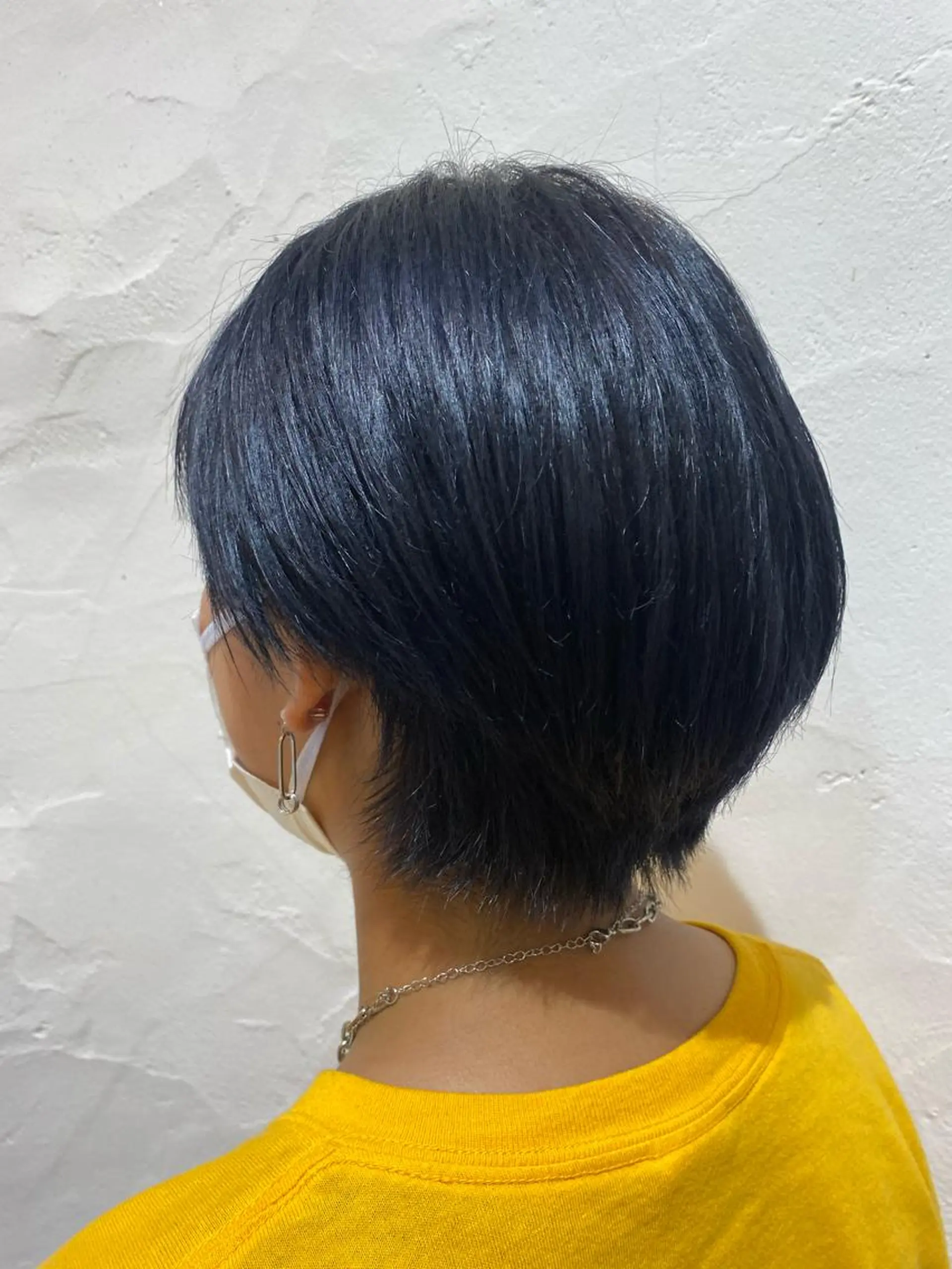 ショート カラー clomus AZUのヘアスタイル