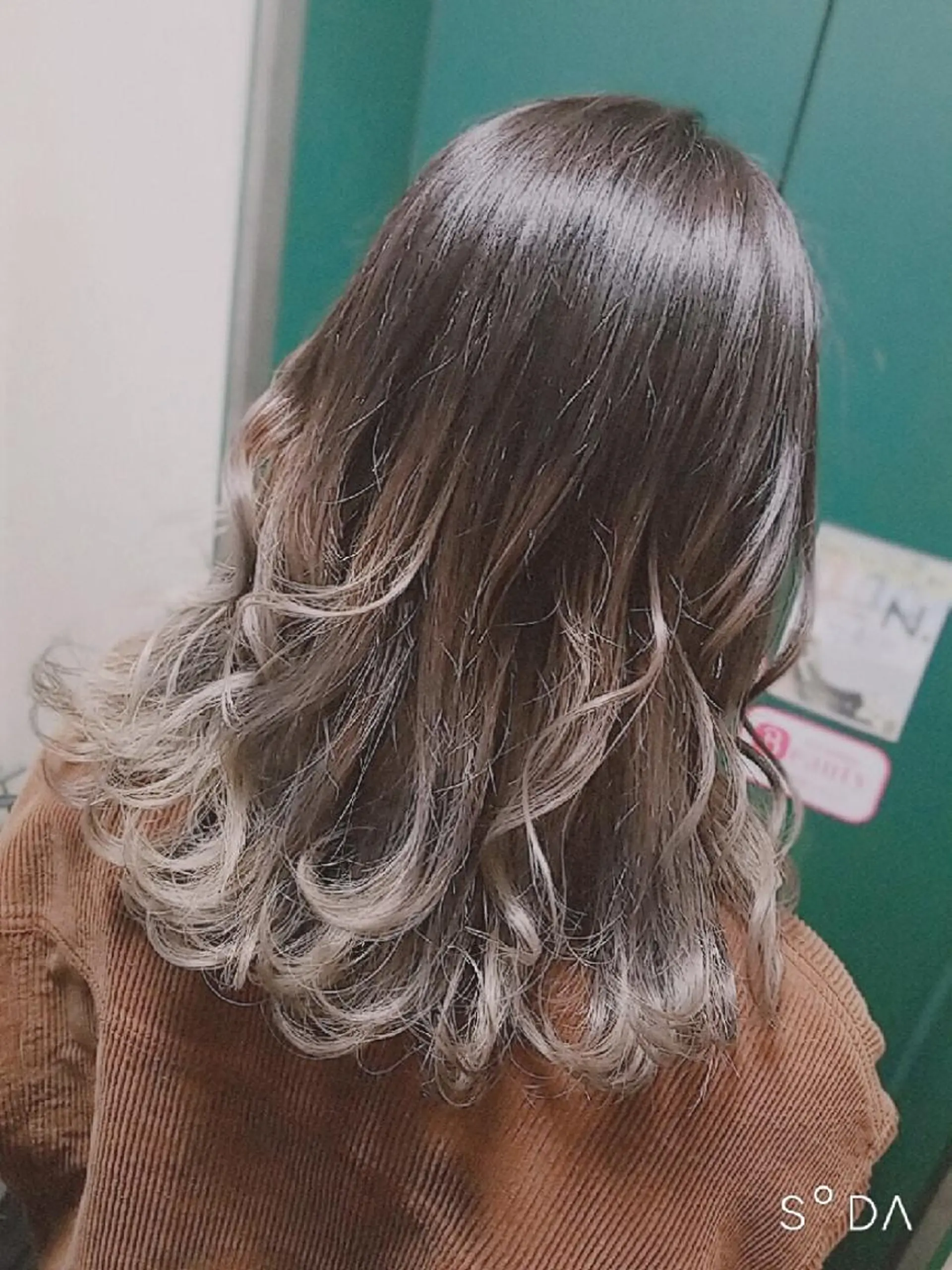 セミロング すずき えりのヘアスタイル