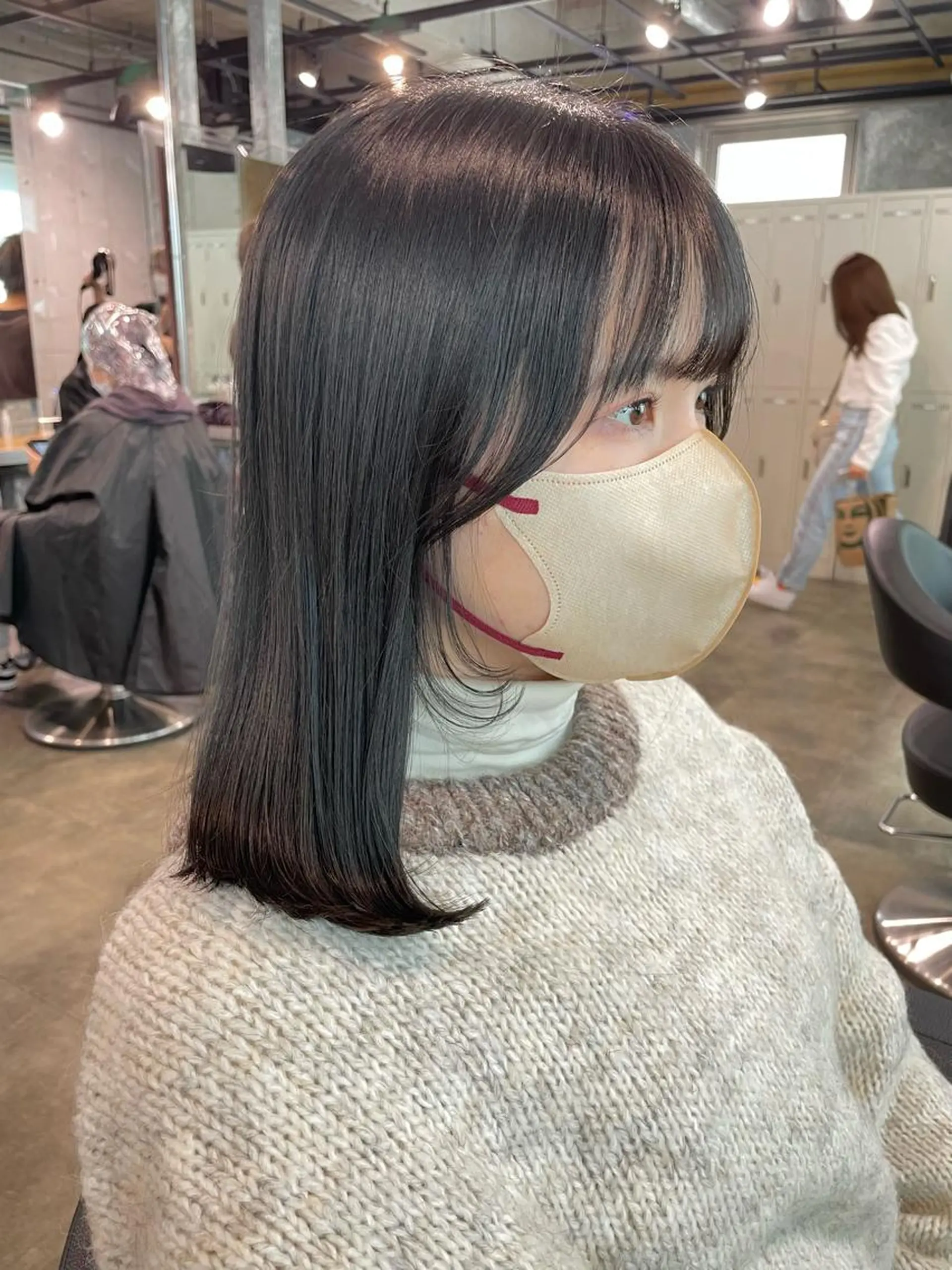 ミディアム カラー パーマ ヘアアレンジ メンズ キッズ ネイル マツエク・マツパ アイブロウ 透明感カラー・レイヤ ー🎀amika🎀のヘアスタイル