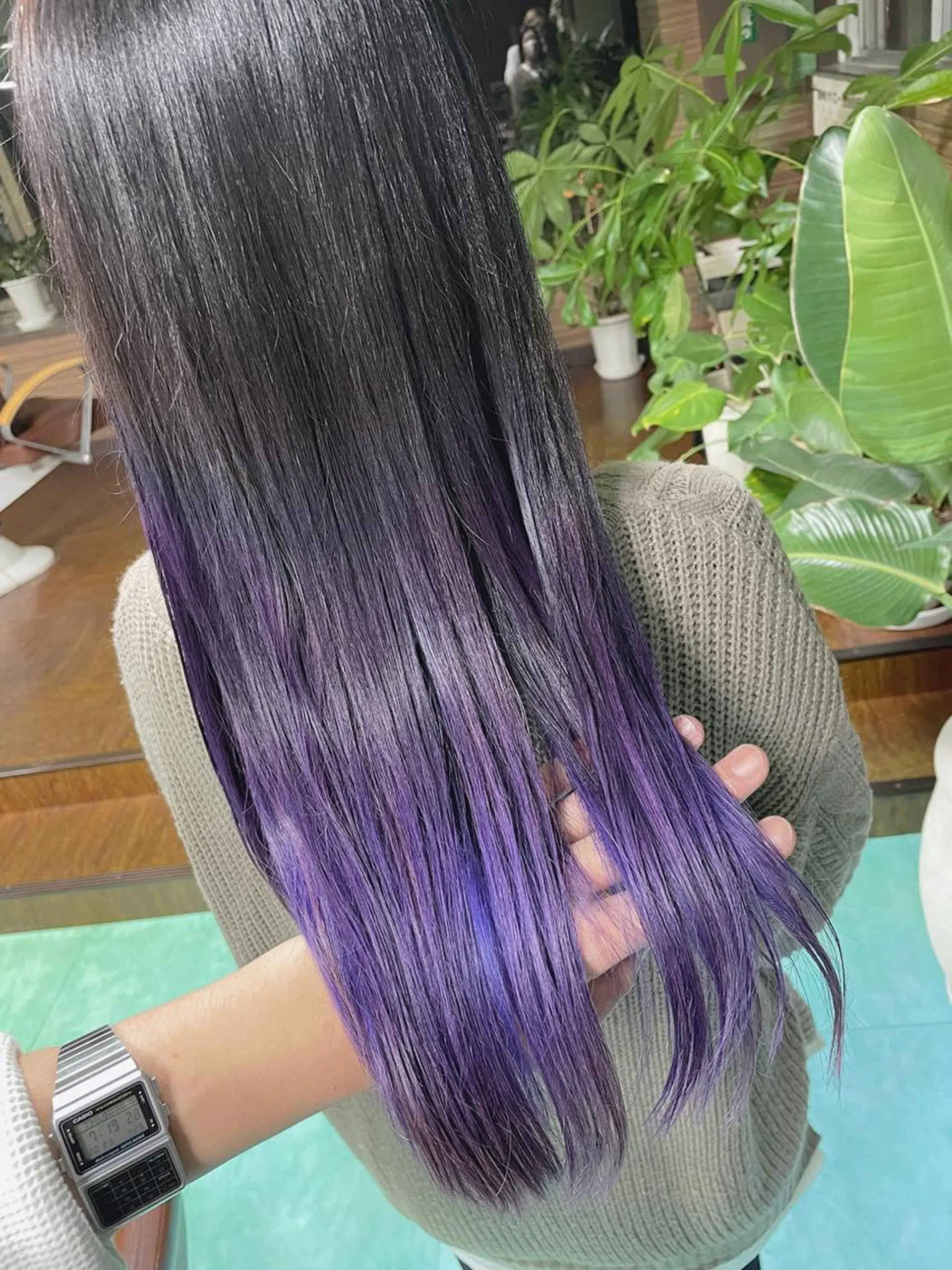 ロング カラー パープルカラー ヘアカラー 土居 正季のヘアスタイル