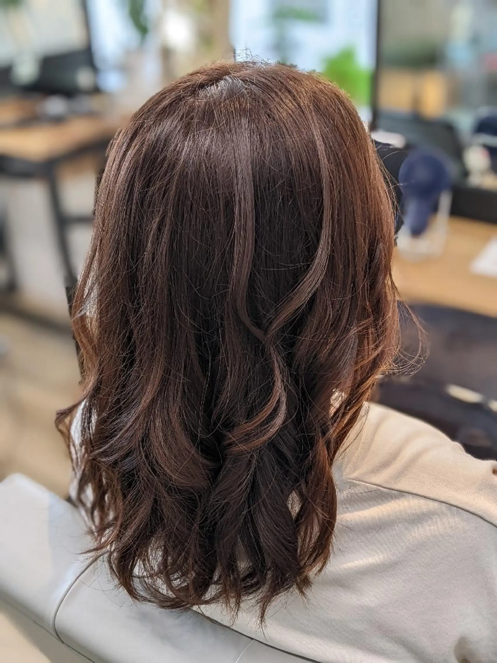 カラー ミディアム Kokeshi/吹上 /Rymlhairのヘアスタイル