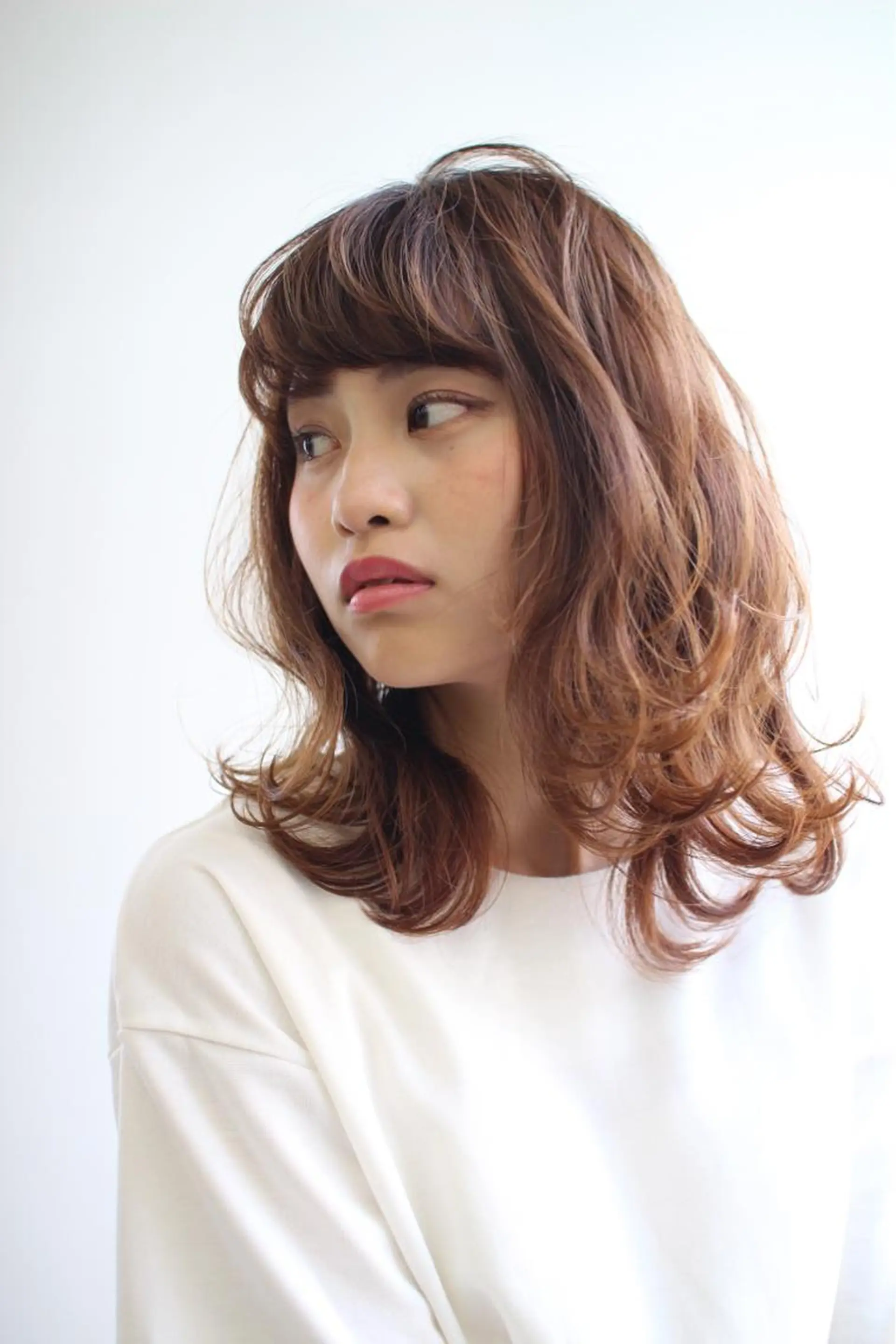 ミディアム 土井 浩輔のヘアスタイル