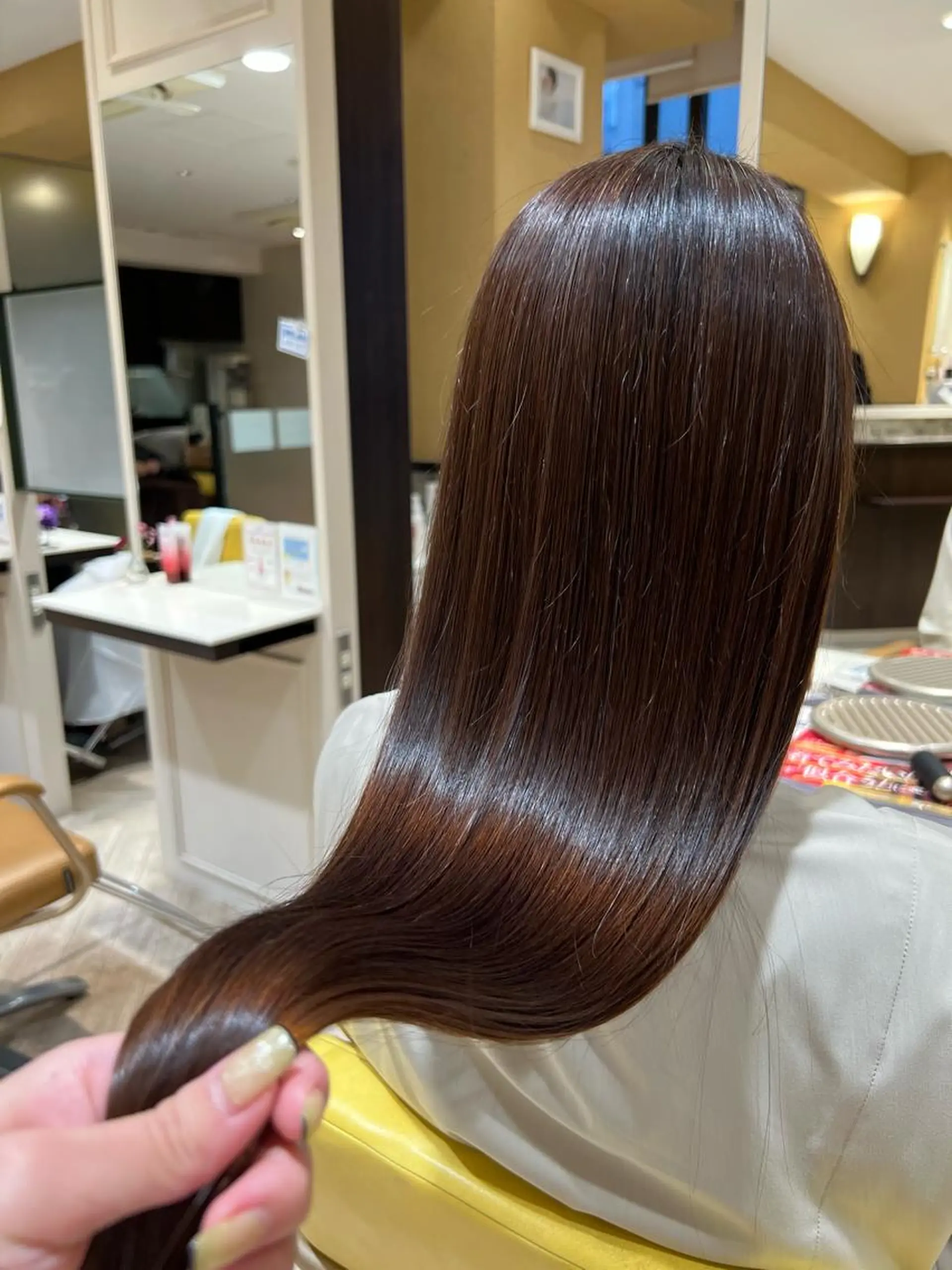 ロング カット トリートメント 平山 美緒のヘアスタイル