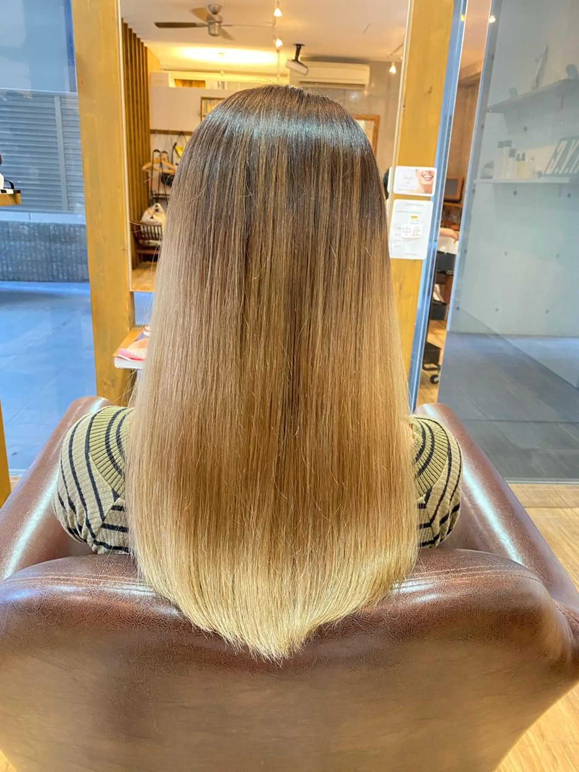 ロング カラー シールエクステ 🪽CHIAKIのヘアスタイル