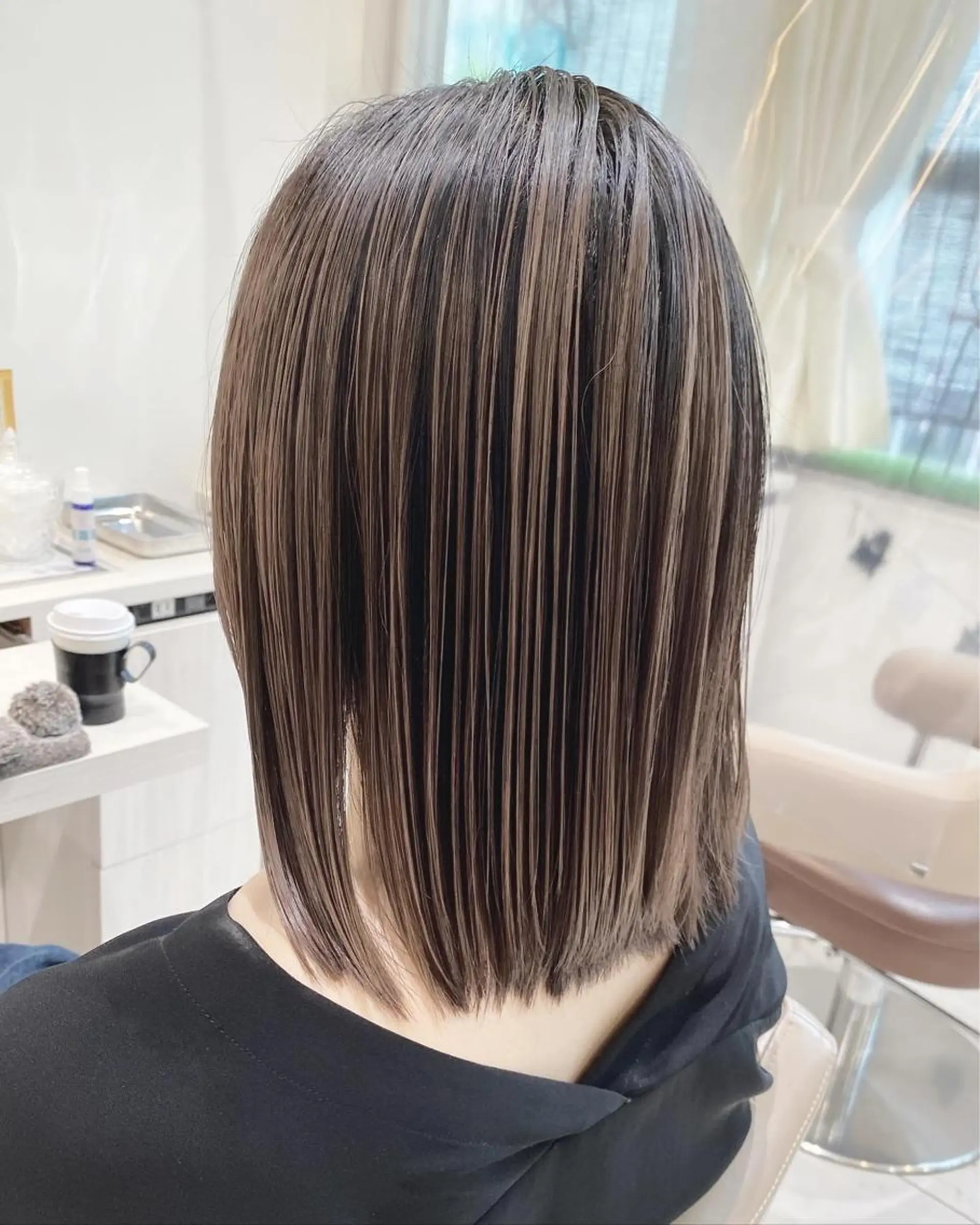 ミディアム カラー バレイヤージュ 髪質改善 レイヤーカット カット ヘアカラー トリートメント 山崎俊輔/髪質改善 /バレイヤージュのヘアスタイル