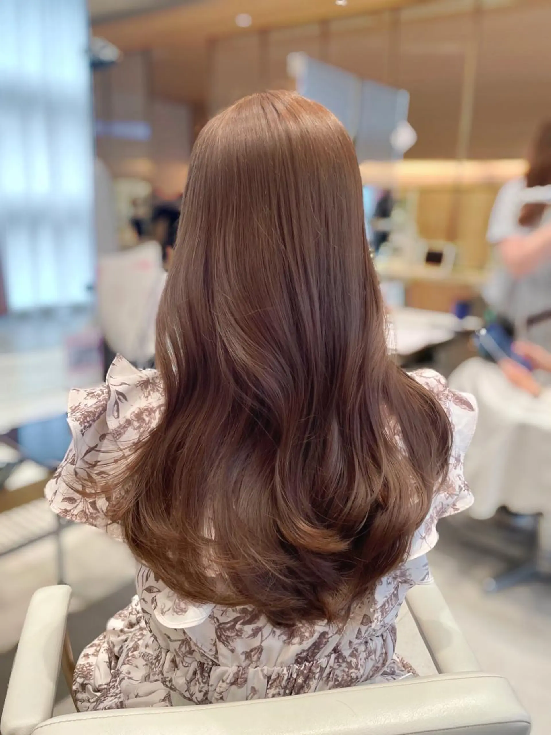 ロング カラー ヘアアレンジ 🤎小顔レイヤー /ベージュ🤎友香のヘアスタイル