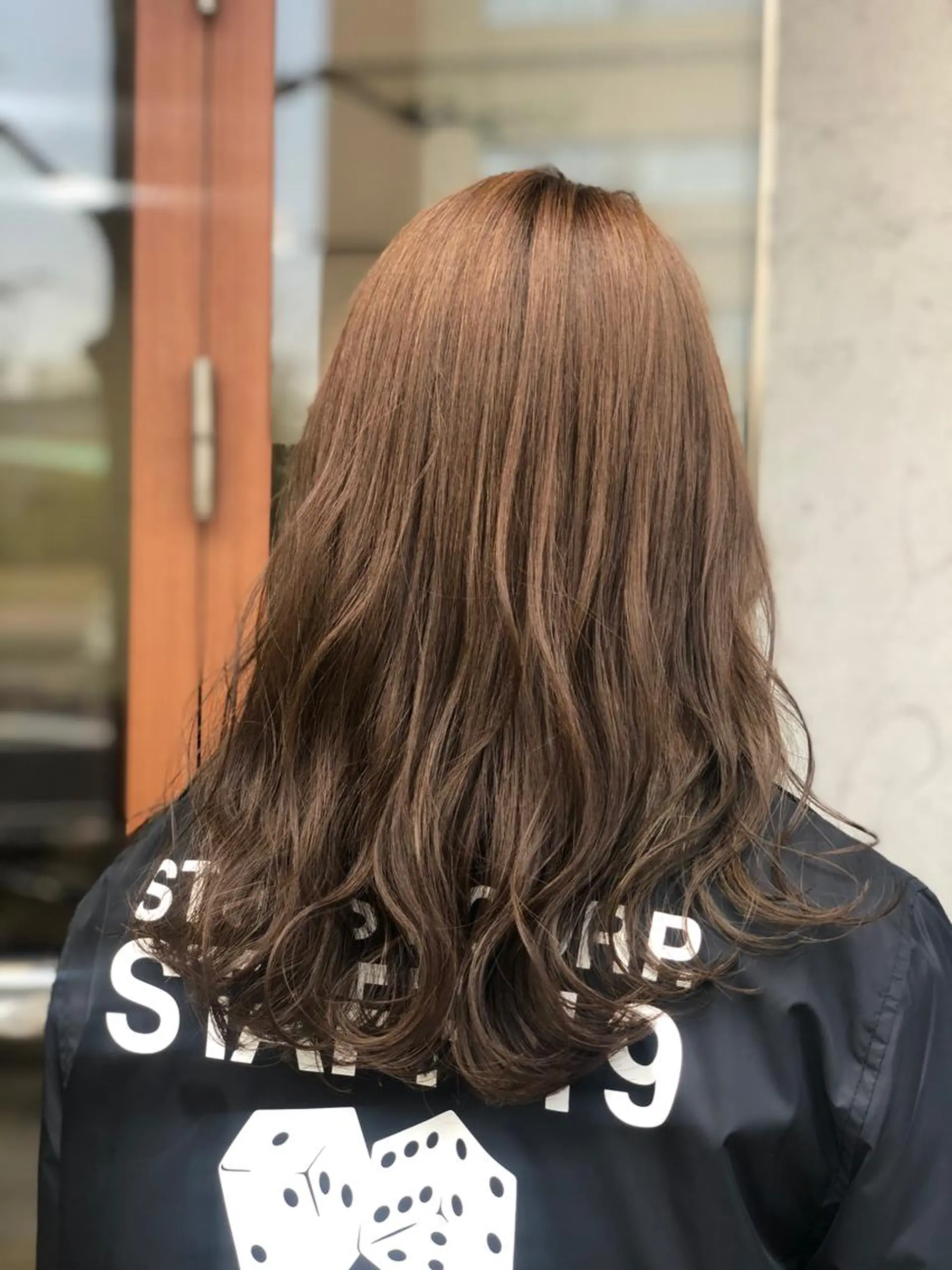 セミロング カット ヘアカラー 國次 夕貴のヘアスタイル