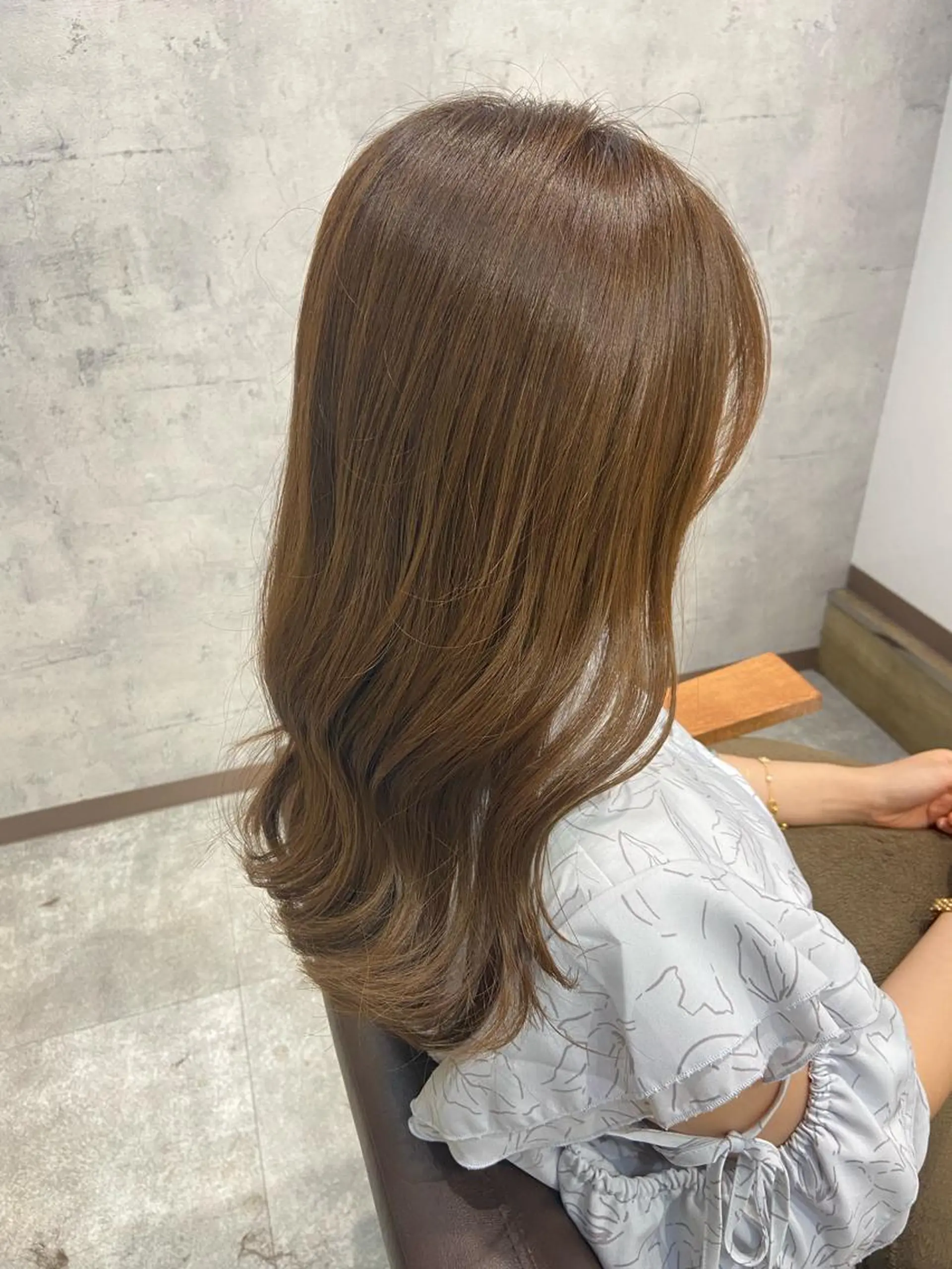 ロング カラー ベージュカラー lico hair&relaxation所属・lico 栁 詩音のマツエク・マツパデザイン