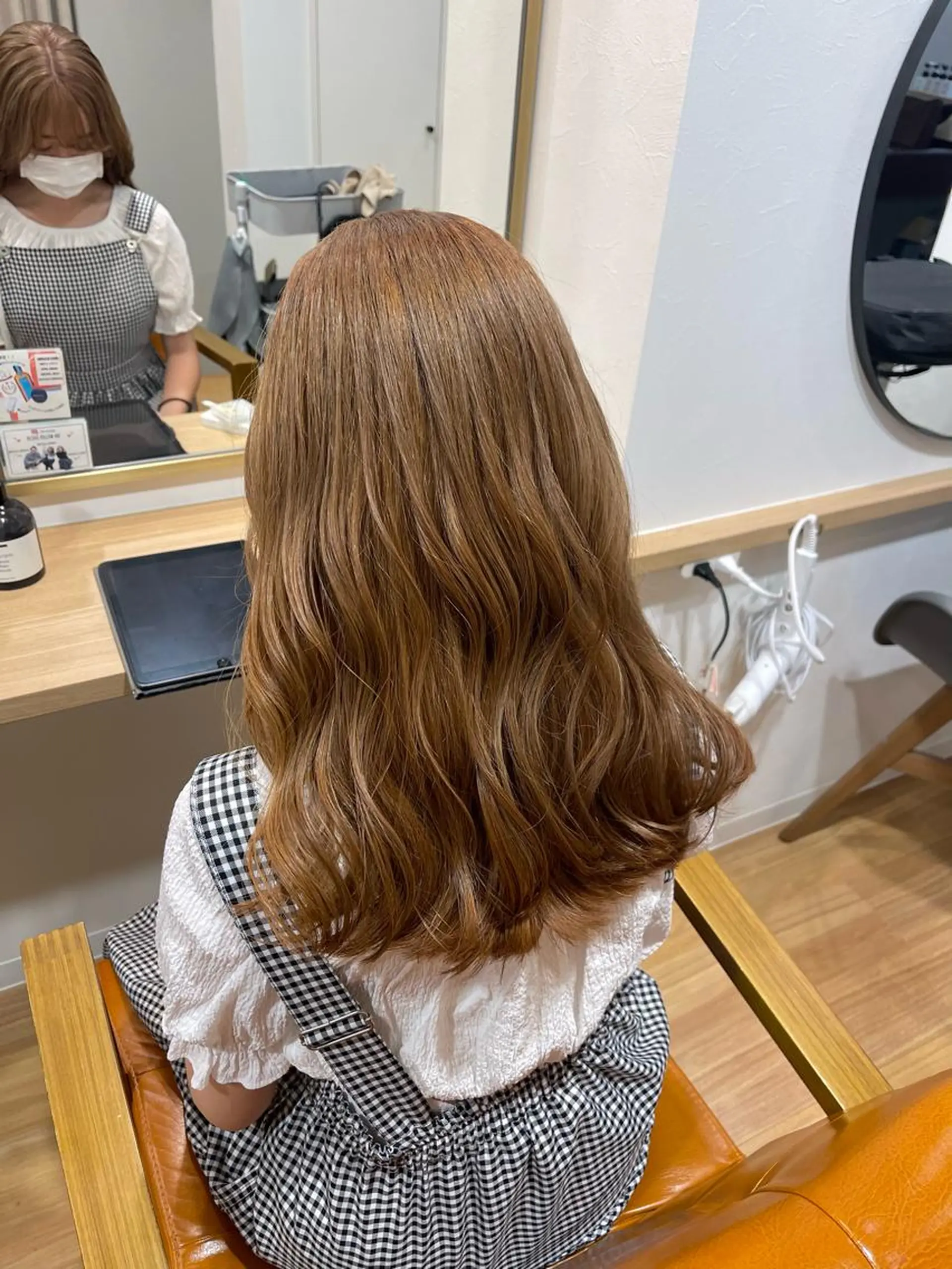 カラー ベージュカラー ブリーチ ミルクティーベージュ noa  🦋 ブリーチ/暖色のヘアスタイル