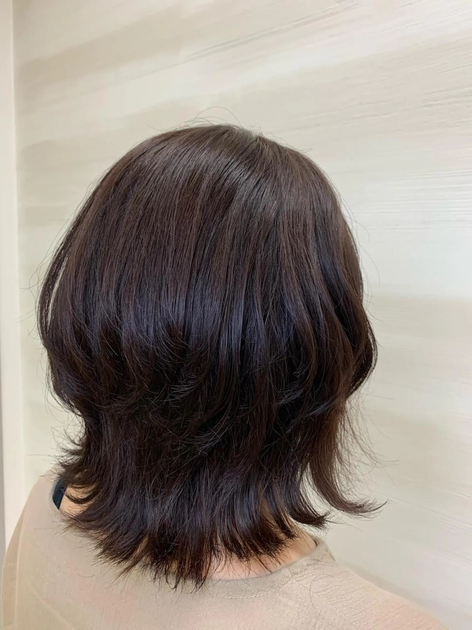 ミディアム 遊佐 瑞紀のヘアスタイル