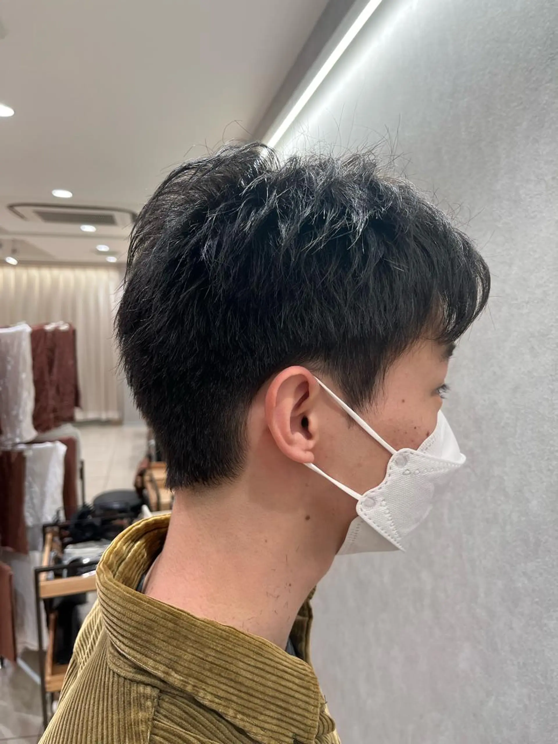 メンズ 巖本 真希のヘアスタイル