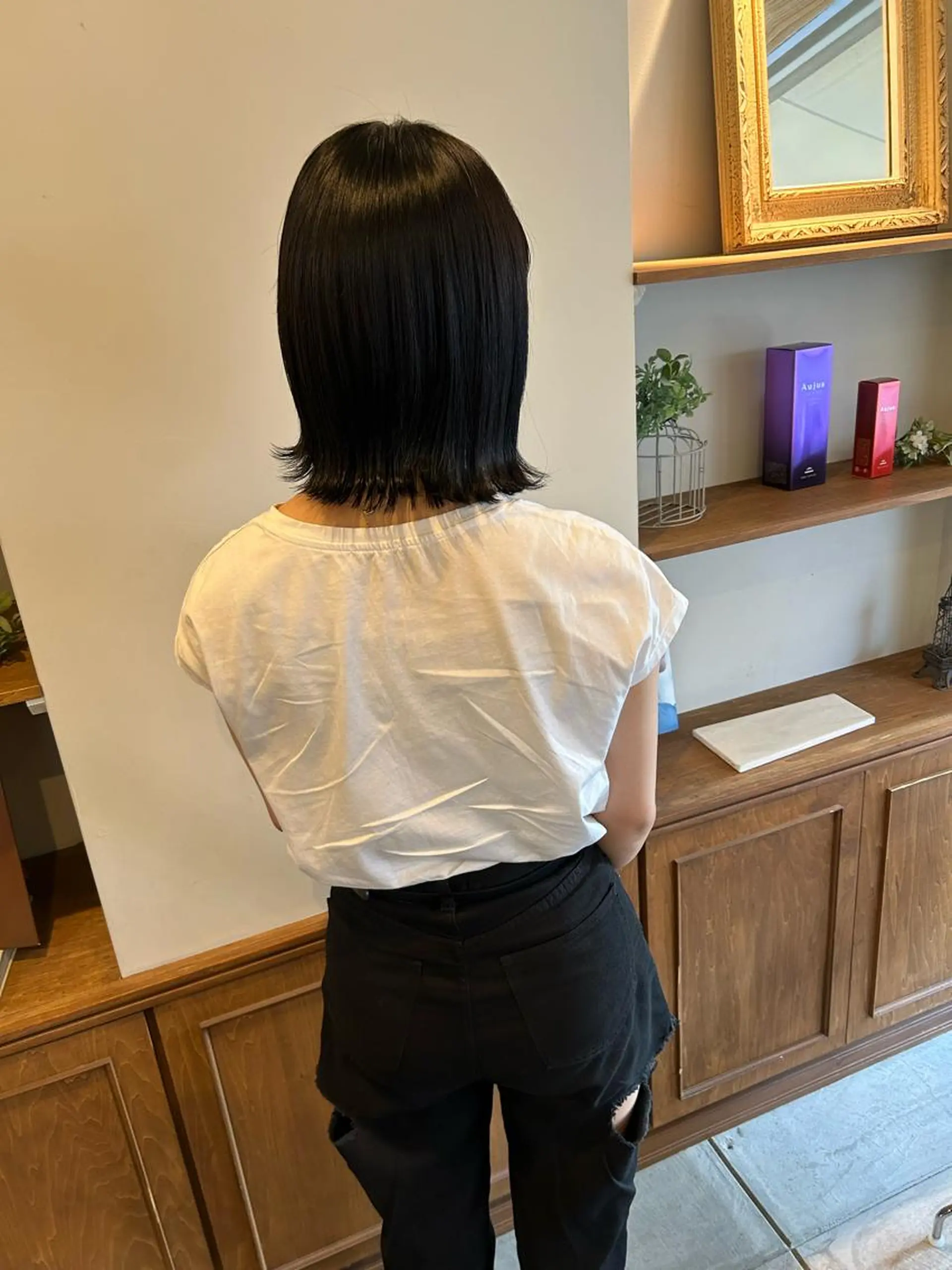 カラー AGREE Momokaのヘアスタイル