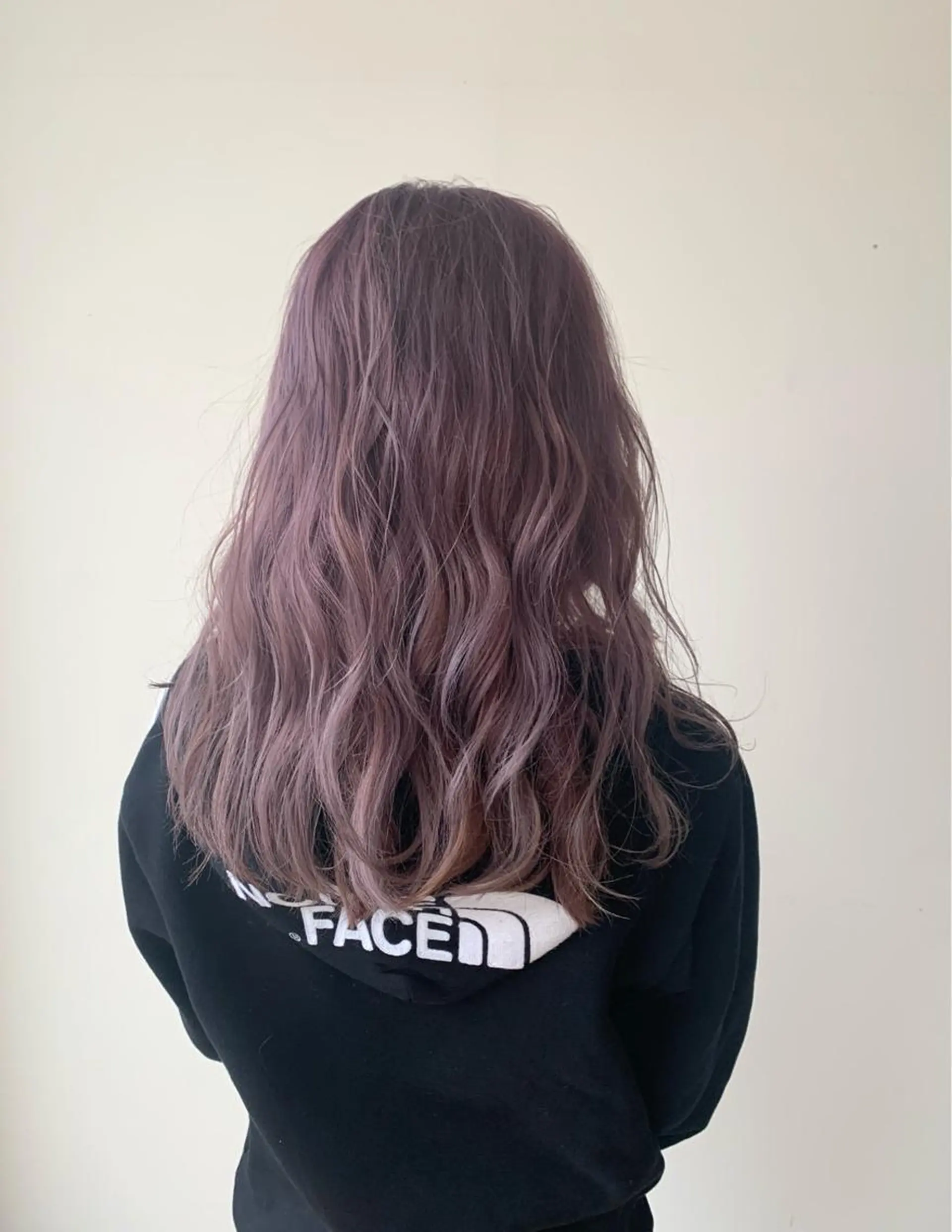 セミロング 福田 美波のヘアスタイル