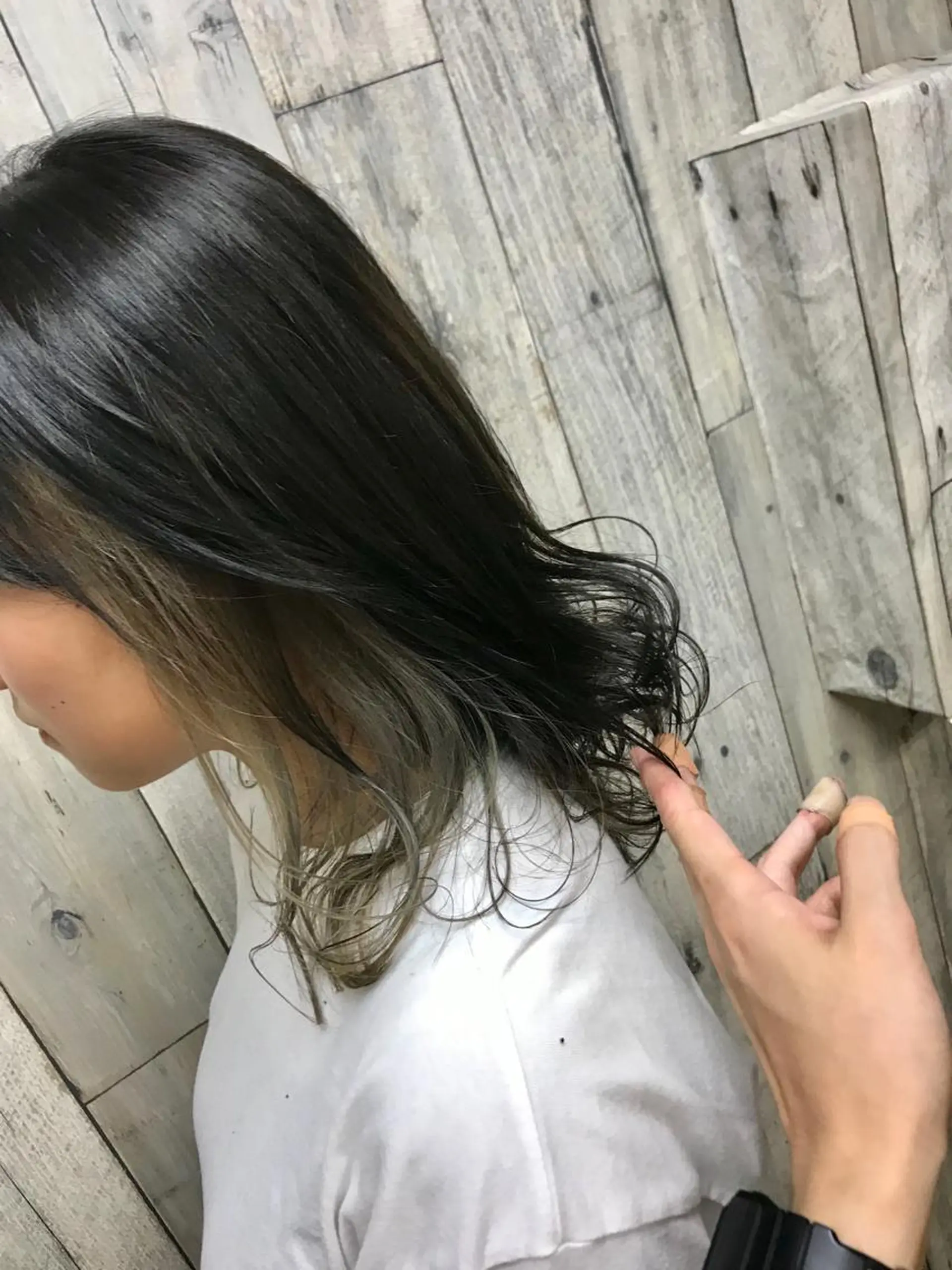 セミロング カラー パーマ ヘアアレンジ メンズ キッズ メンズインナーカラー インナーカラー Forest. -髪質改善-のヘアスタイル