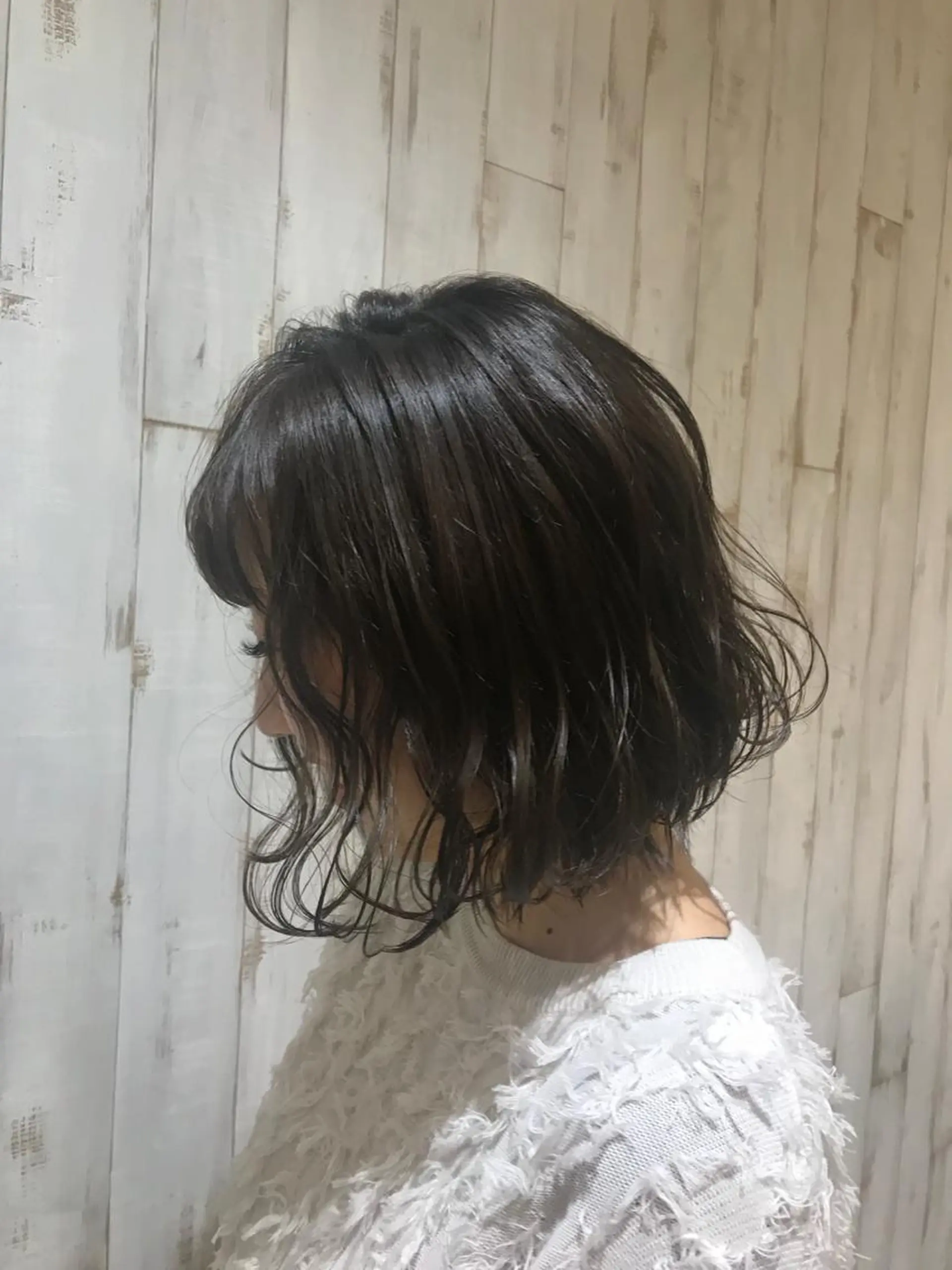 ミディアム 鈴木 まりやのヘアスタイル
