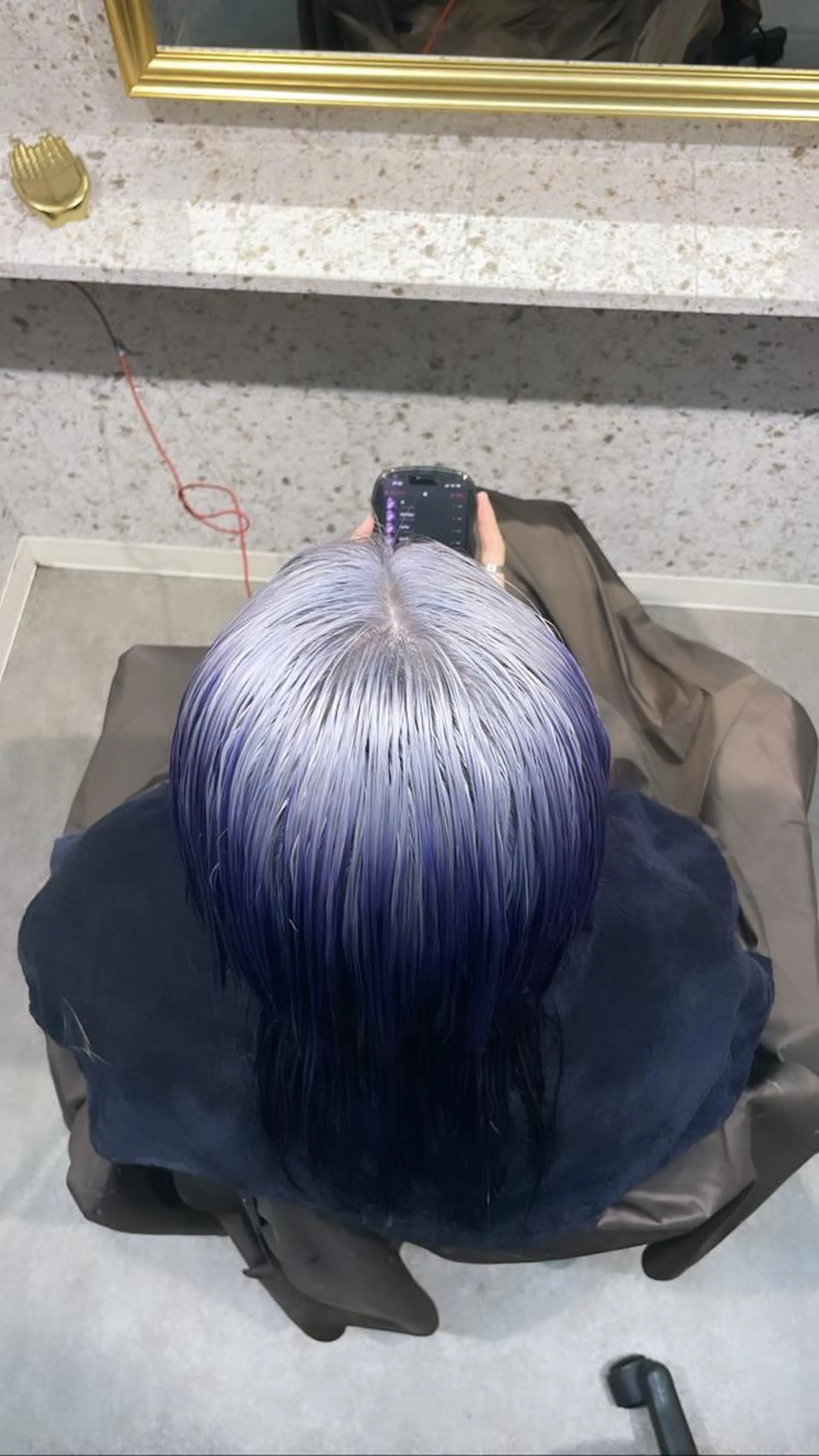 ミディアム 有人/バレイヤージュ /シャドールーツのヘアスタイル