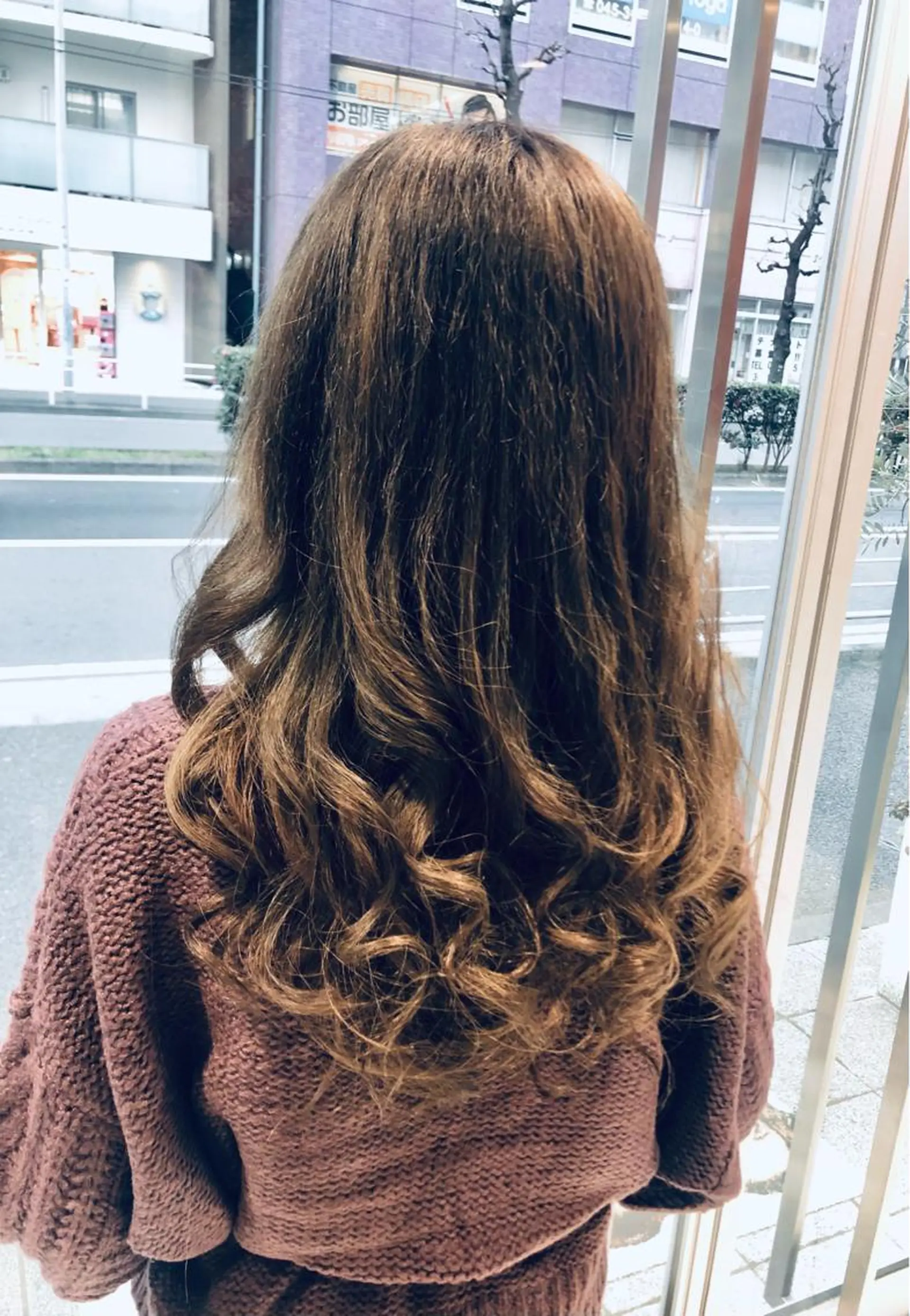 カラー グレージュ 蓑輪 ミノワのヘアスタイル