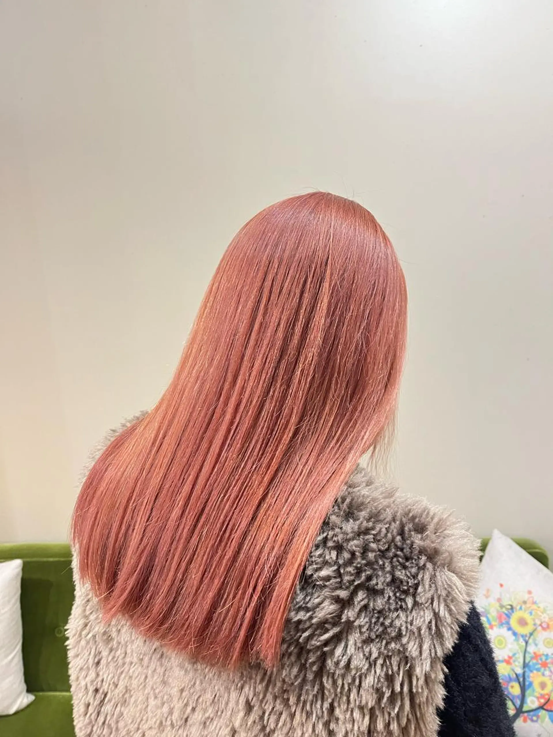 セミロング カラー ピンクカラー 髪質改善×ケアブリー チ特化【ケンタ】のヘアスタイル