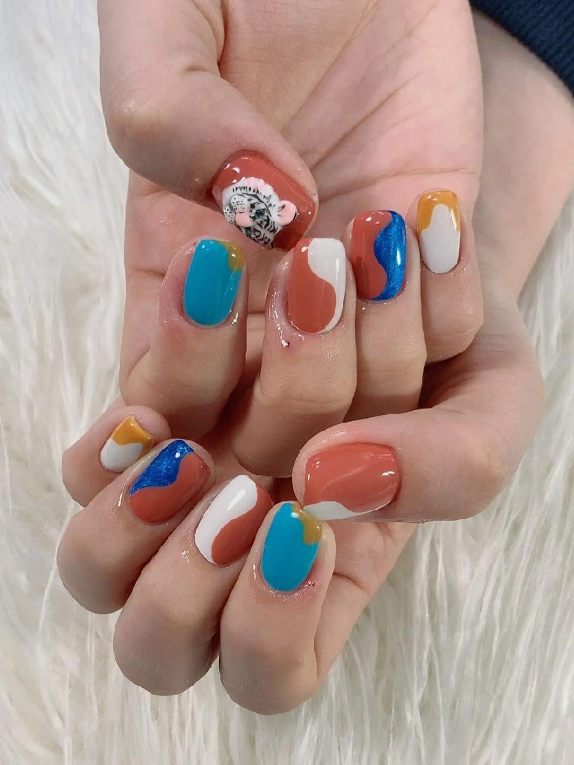 ネイル ニュアンスネイル   MAKI NAILのネイルデザイン