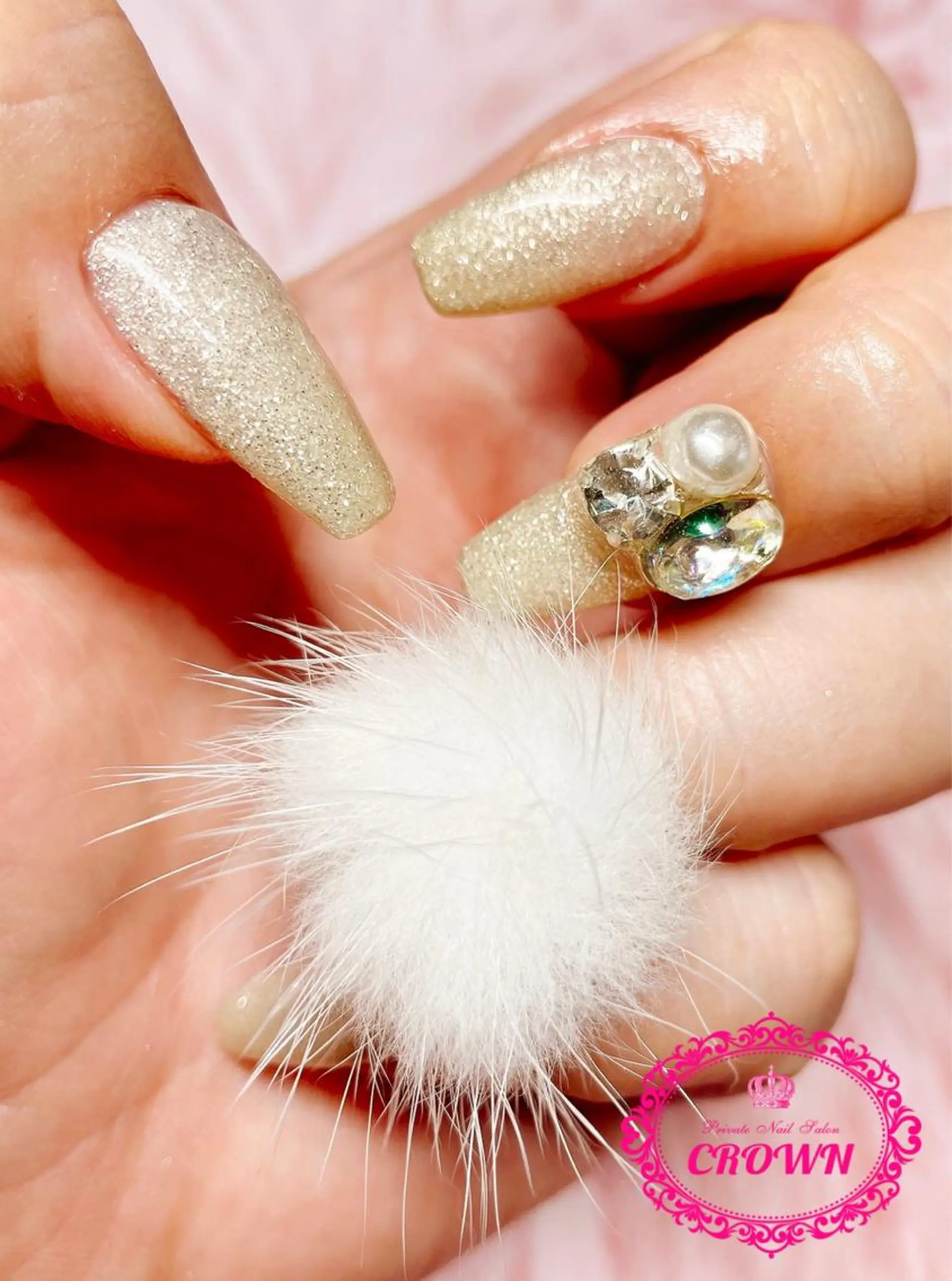 ネイル CROWN プライベートサロンのネイルデザイン