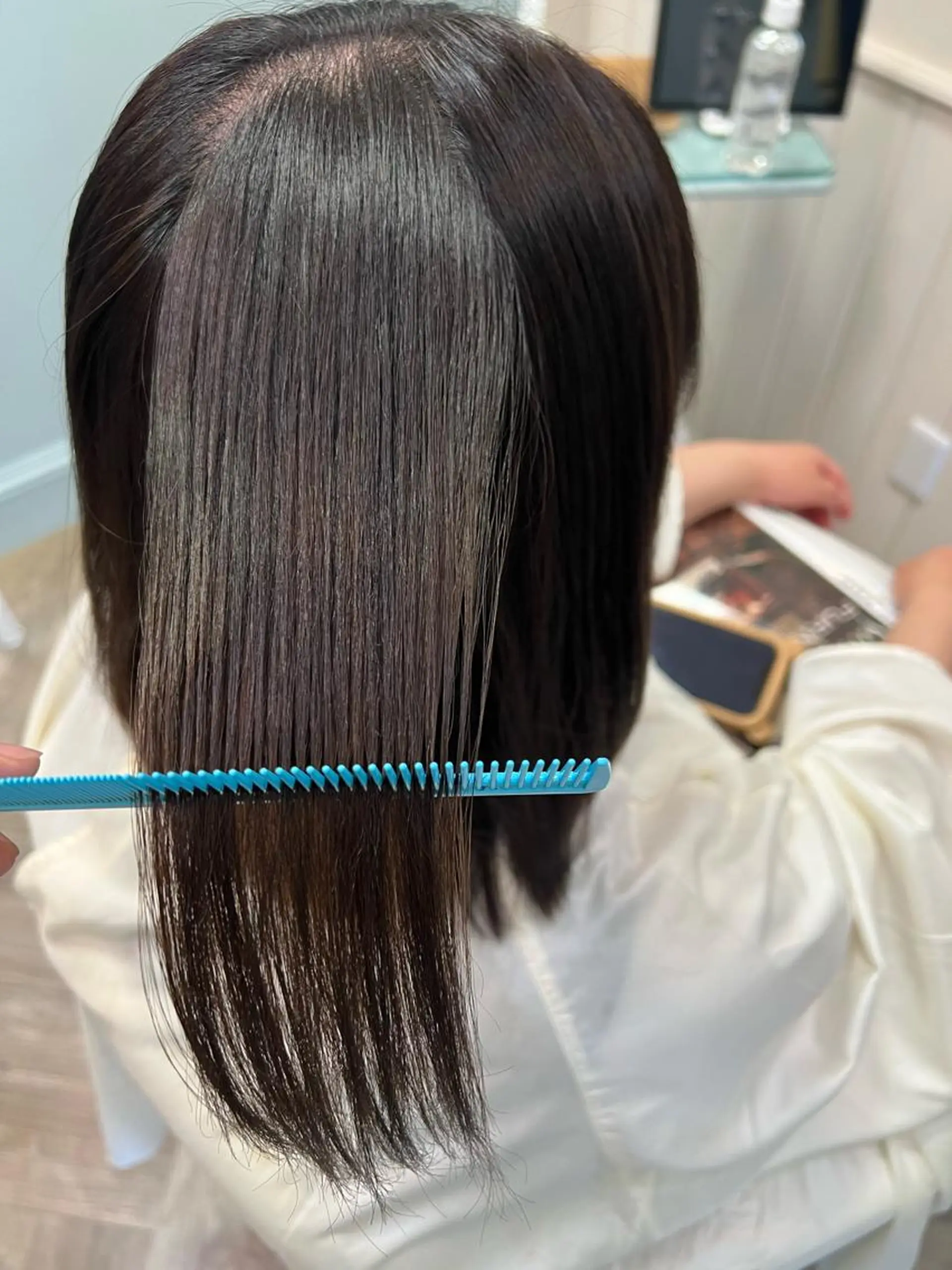 セミロング パーマ ストレートパーマ 艶髪専門美容師🏄 kazuレスlessのヘアスタイル