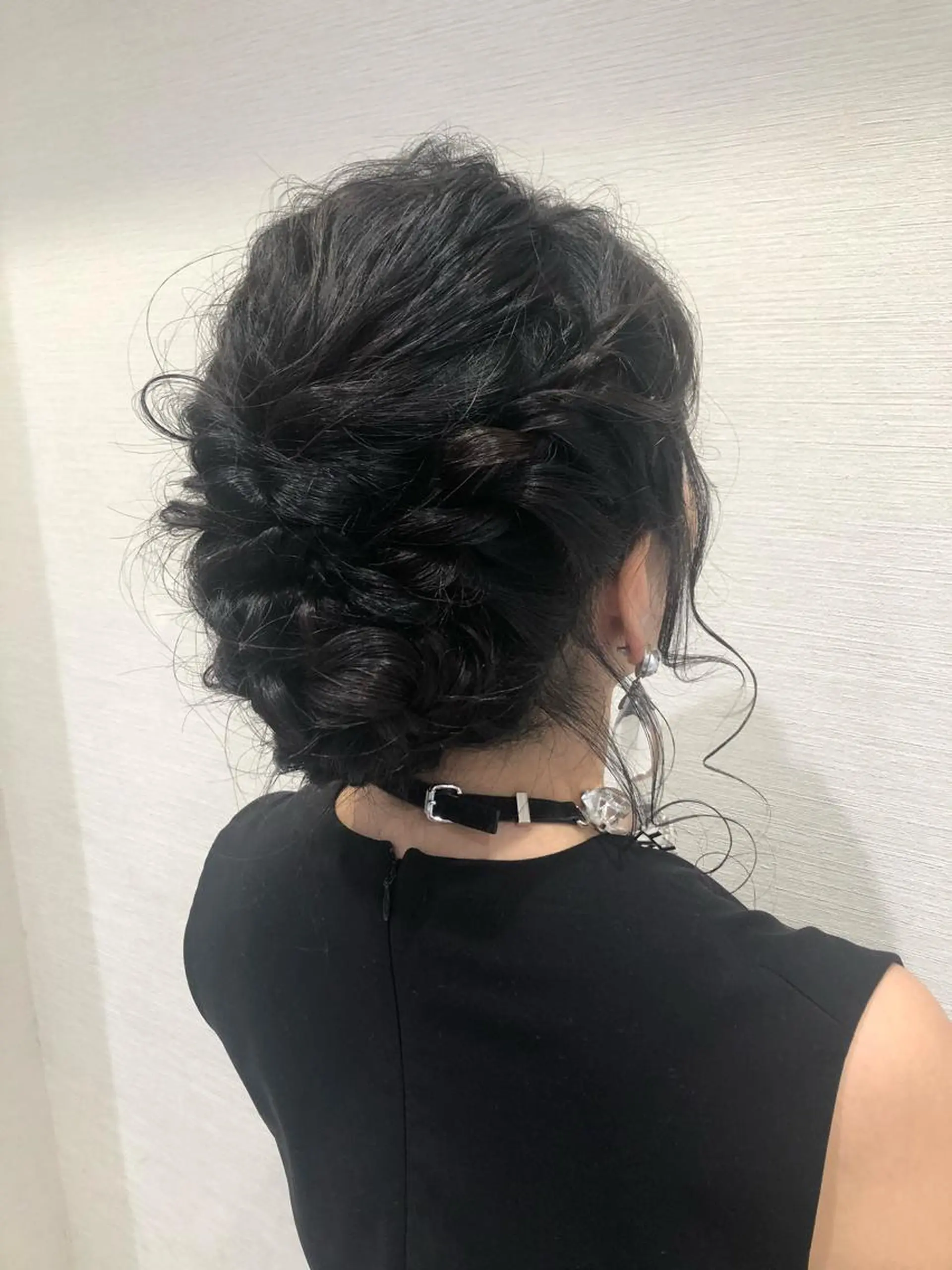 ロング ヘアアレンジ 赤阪 優奈のヘアスタイル