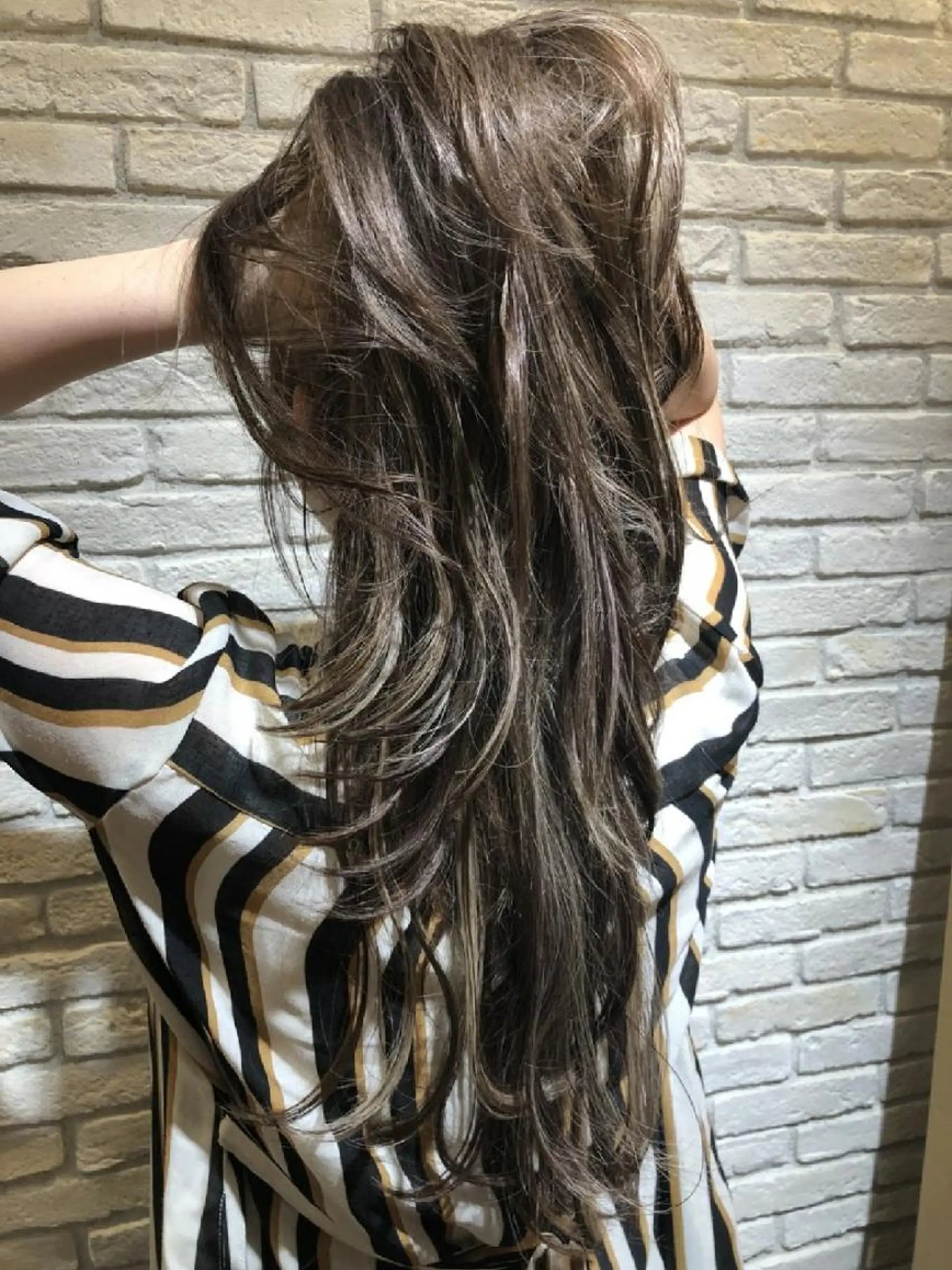 ロング エクステ ハイライト シールエクステ♦️ レイヤー♦️福田晃大のヘアスタイル