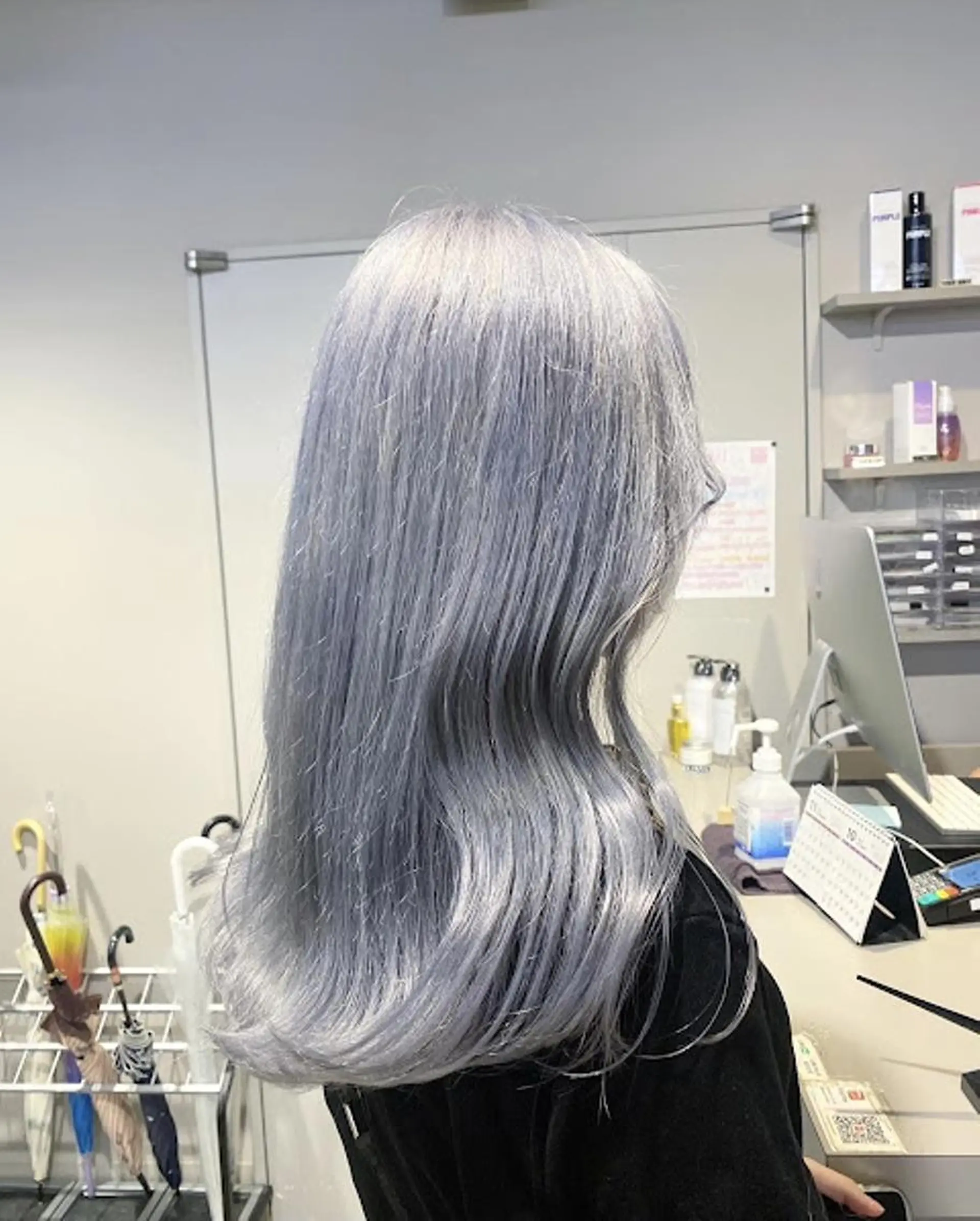 カラー 【公式】DISCO銀 座🪩トレンド🪽のヘアスタイル