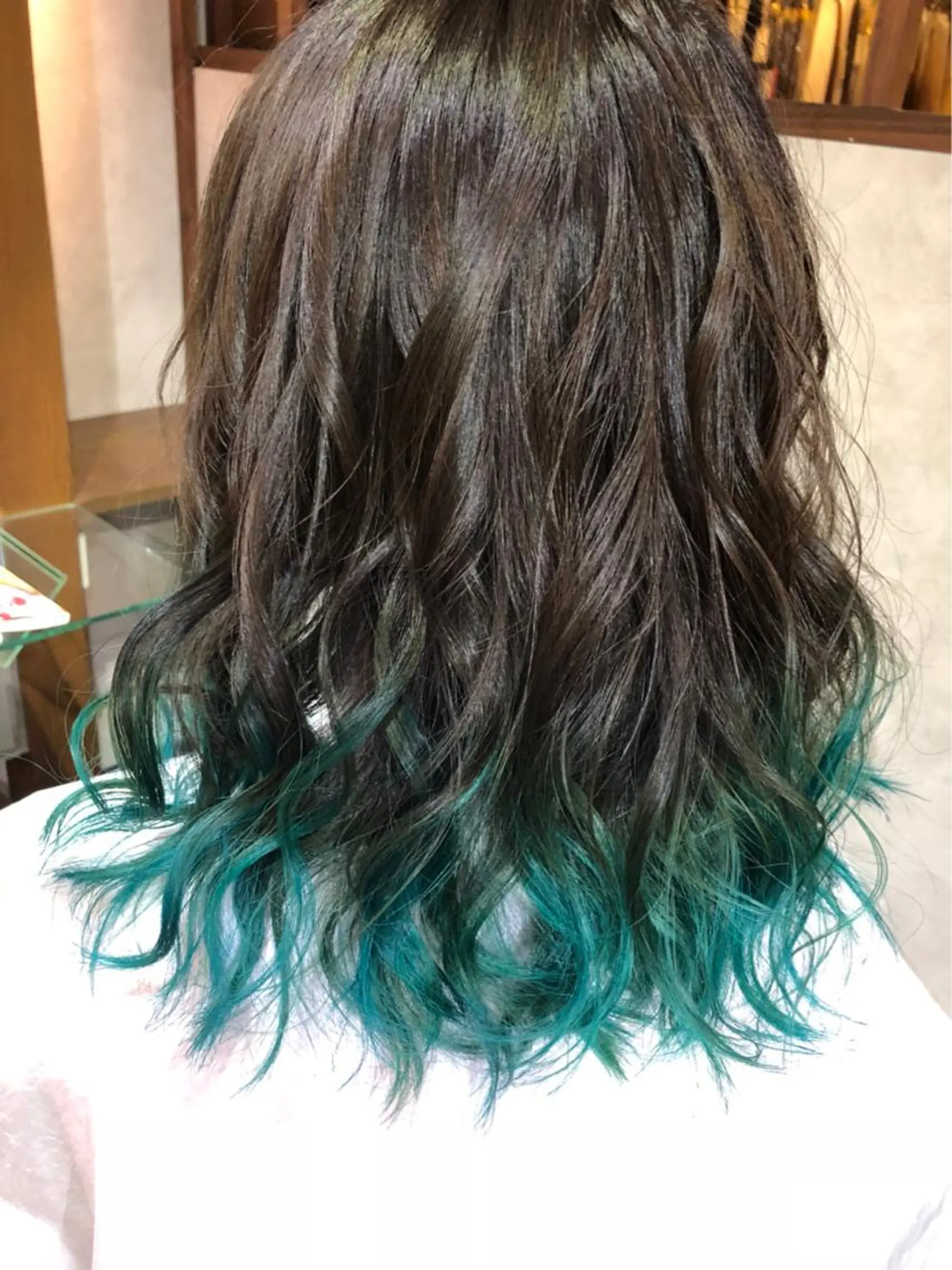 ミディアム 西村 雄二/エクステのヘアスタイル