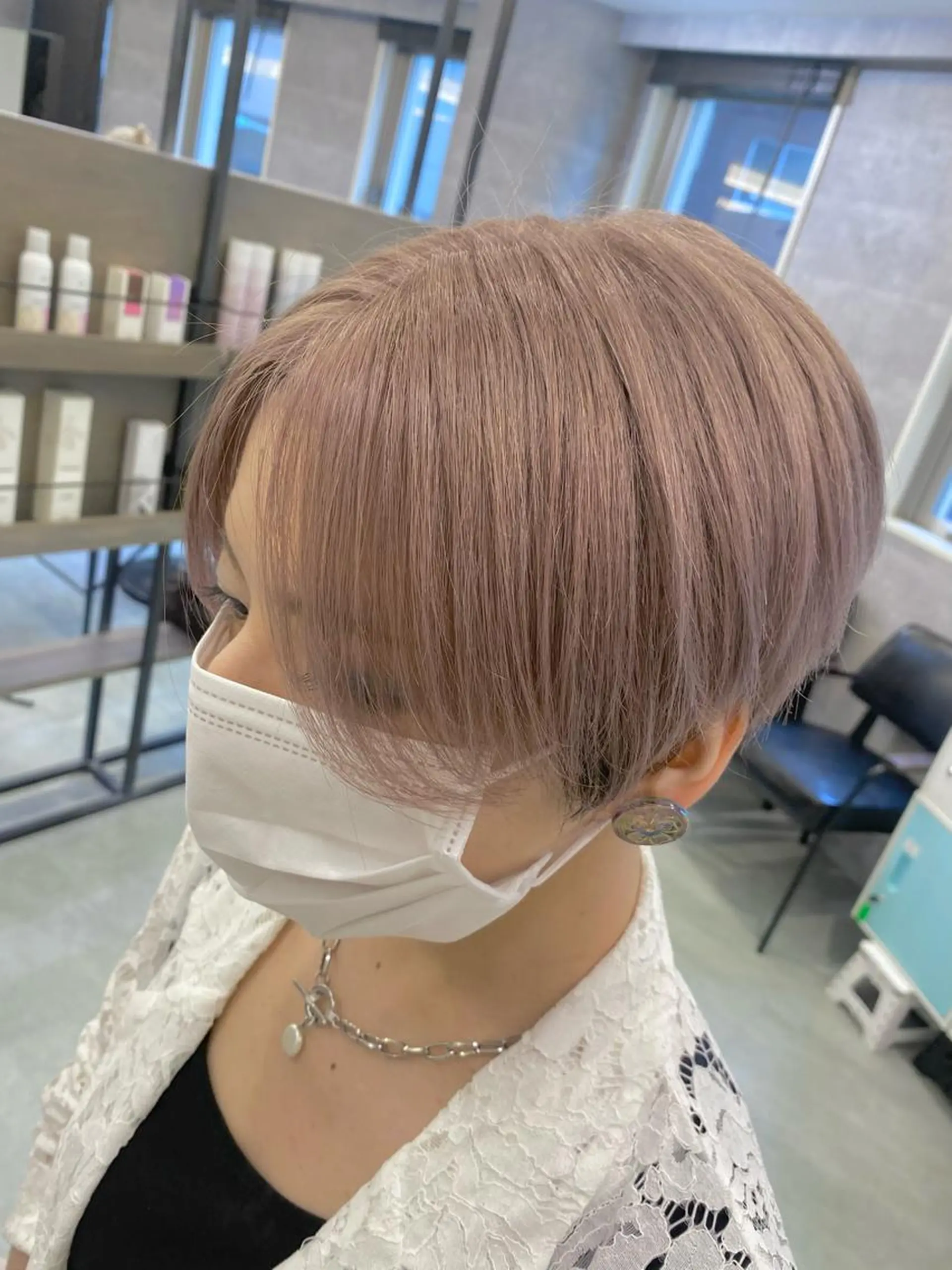 ショート カラー ヘアカラー ハイトーン特化サロン 🍑momo🍑のヘアスタイル