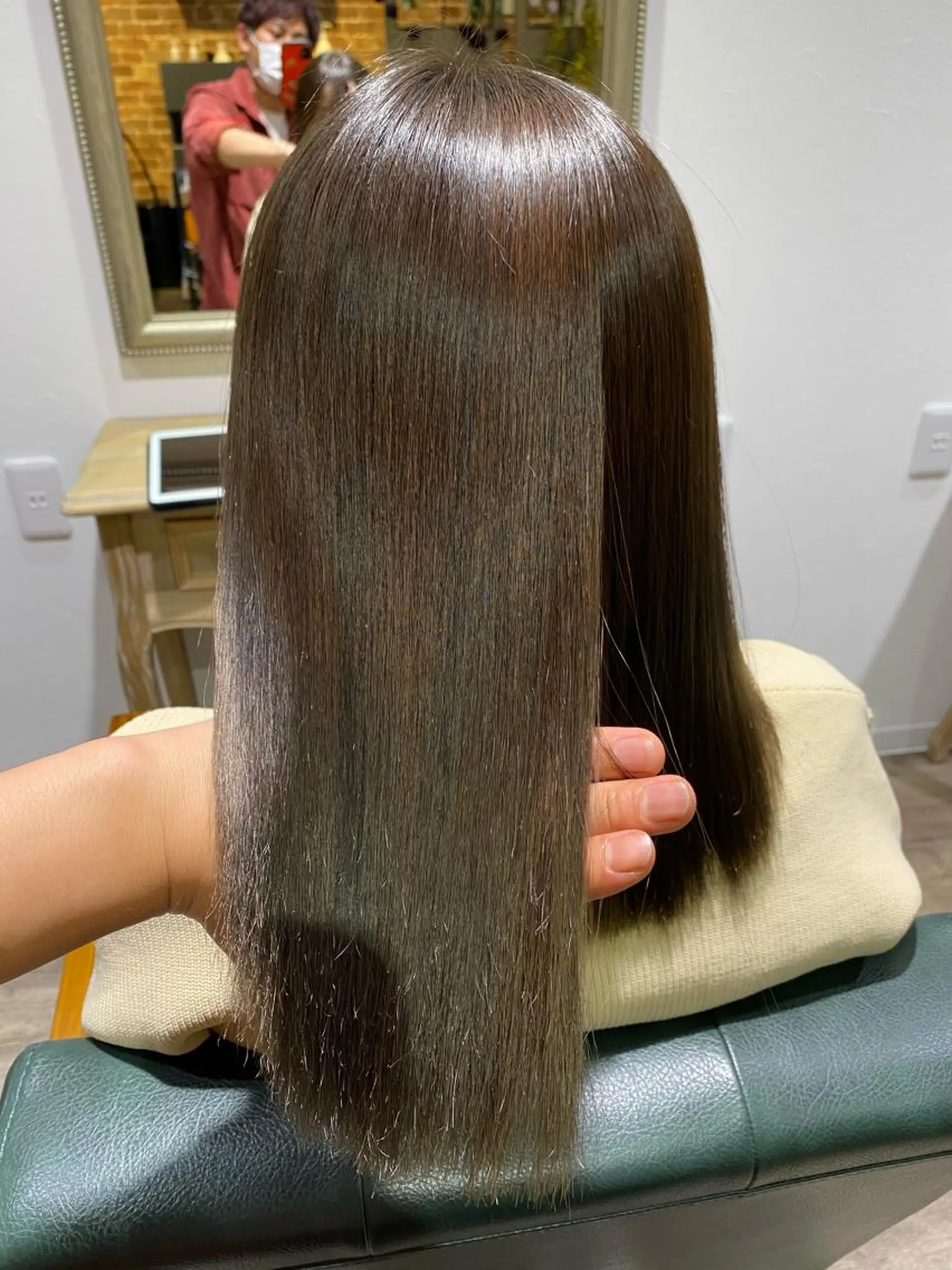 ミディアム カット 縮毛矯正 トリートメント Felice hair design所属・粕川 達哉のヘアスタイル