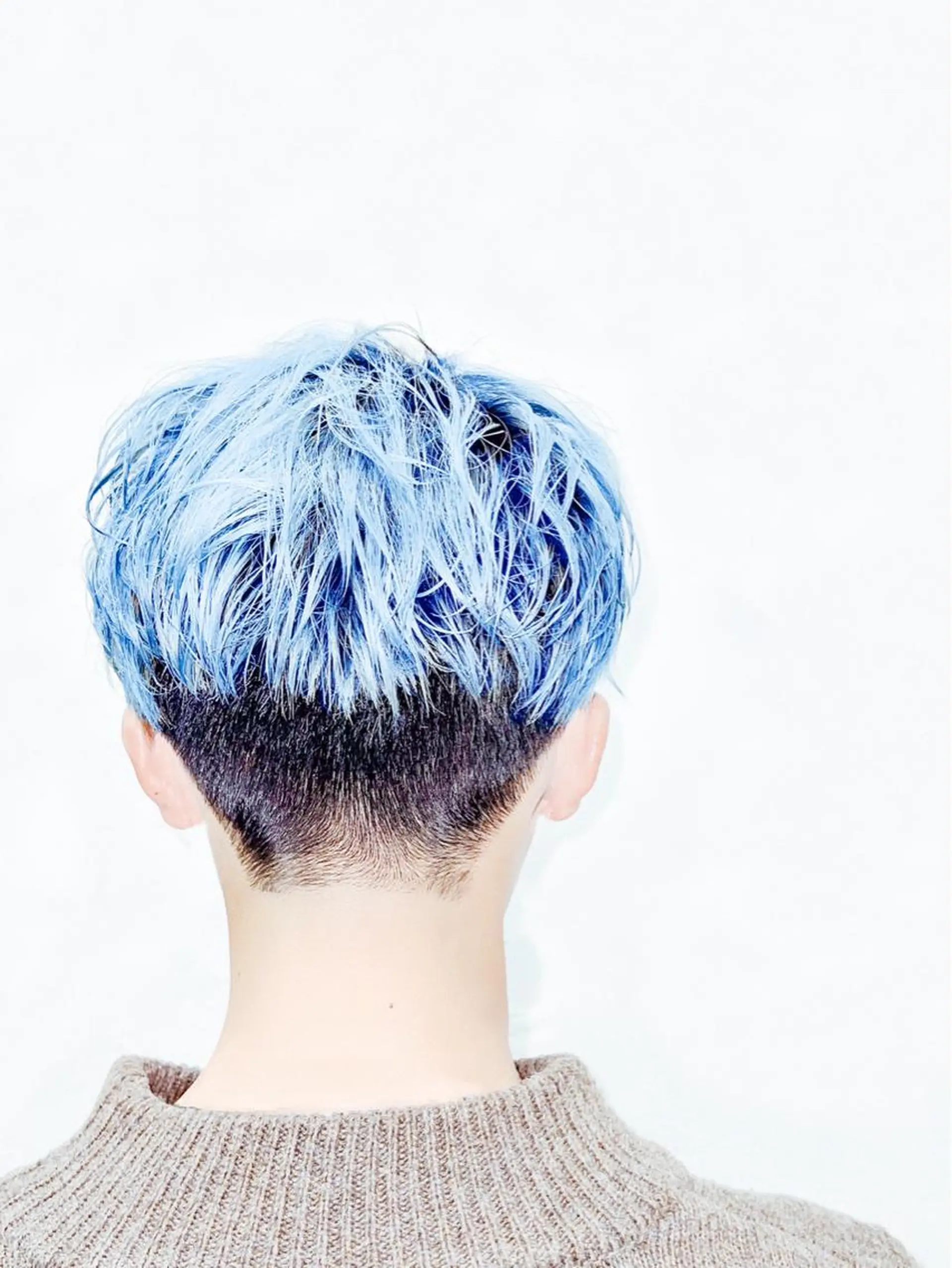 ショート カラー 🩵小野 えりか🩷のヘアスタイル