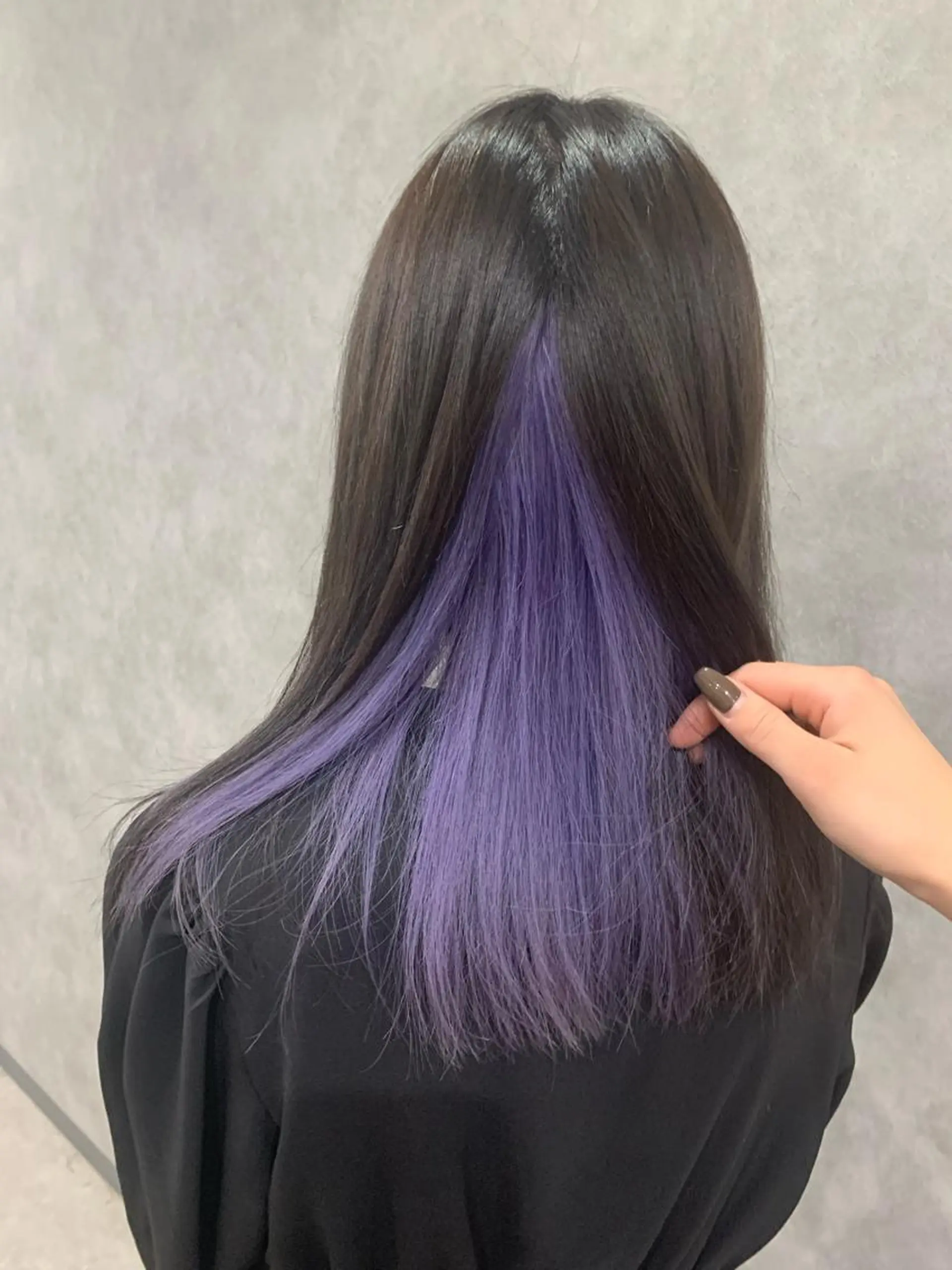 ロング パープルカラー ヘアカラー ゆきな 5月から復帰のヘアスタイル
