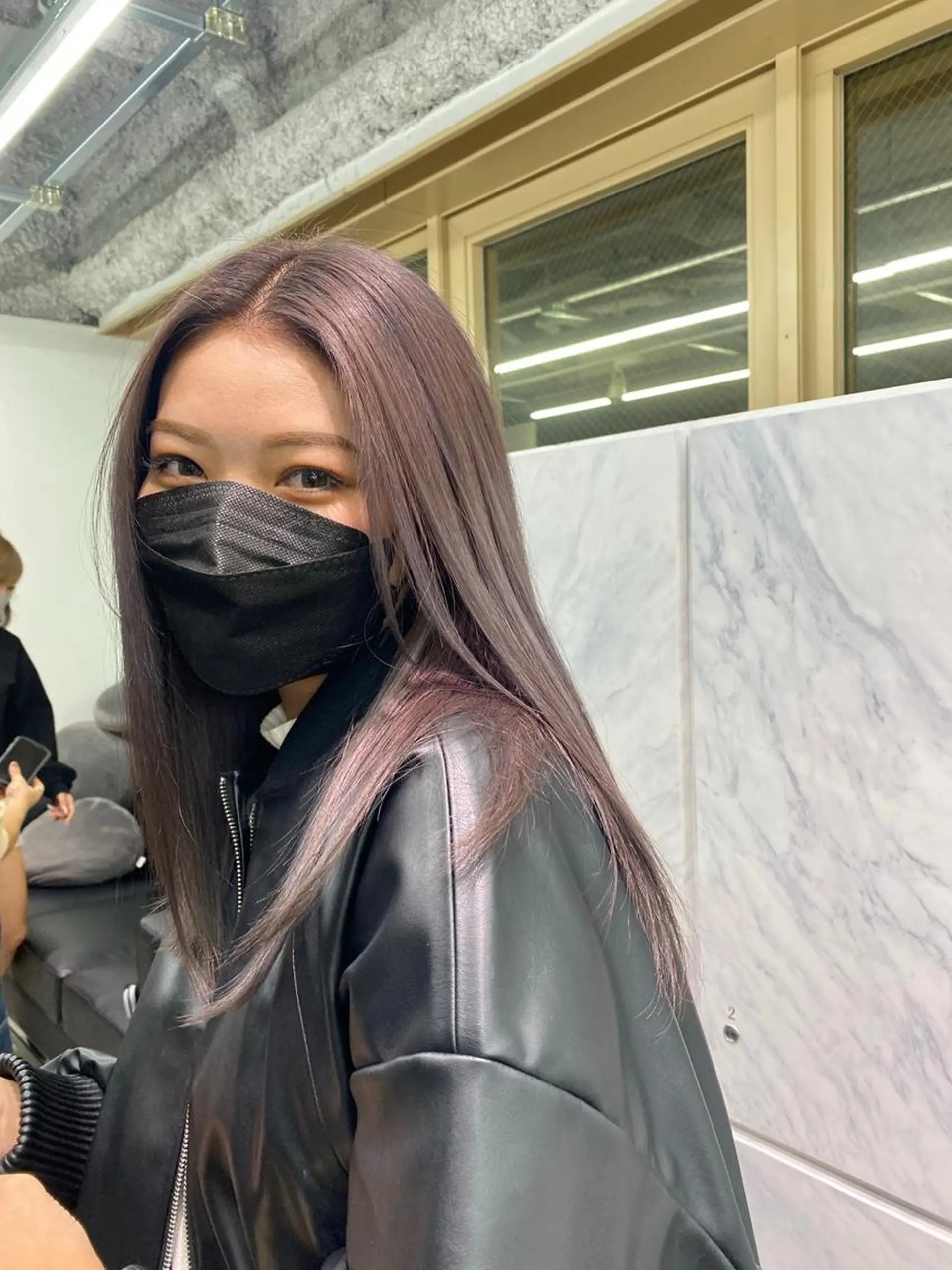 ロング ハイトーン&髪質改善 ＆韓国エクステ🤎のヘアスタイル