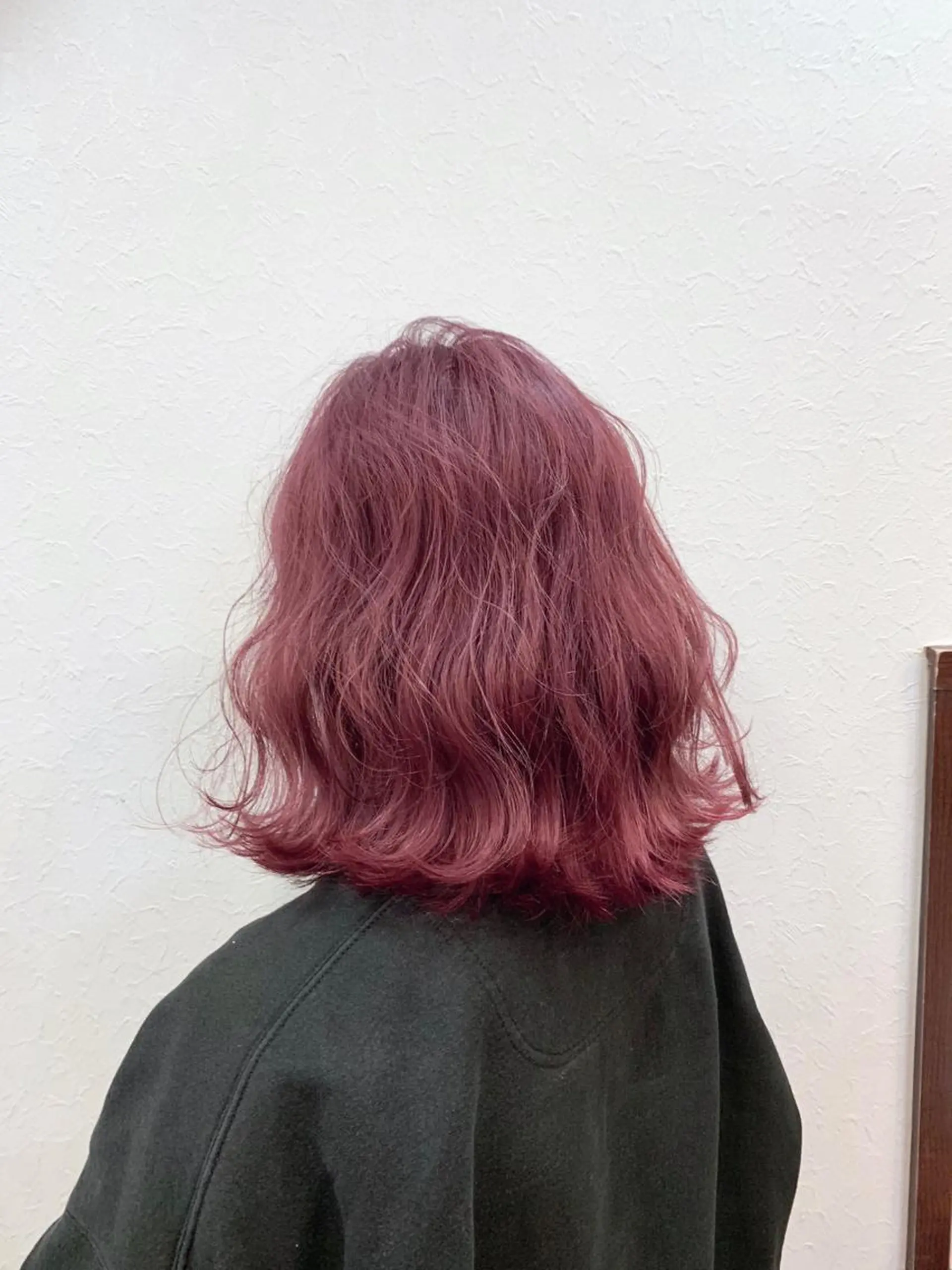 ミディアム カラー ブリーチ 色落ちまでキレイに！ ！女性サロンのヘアスタイル