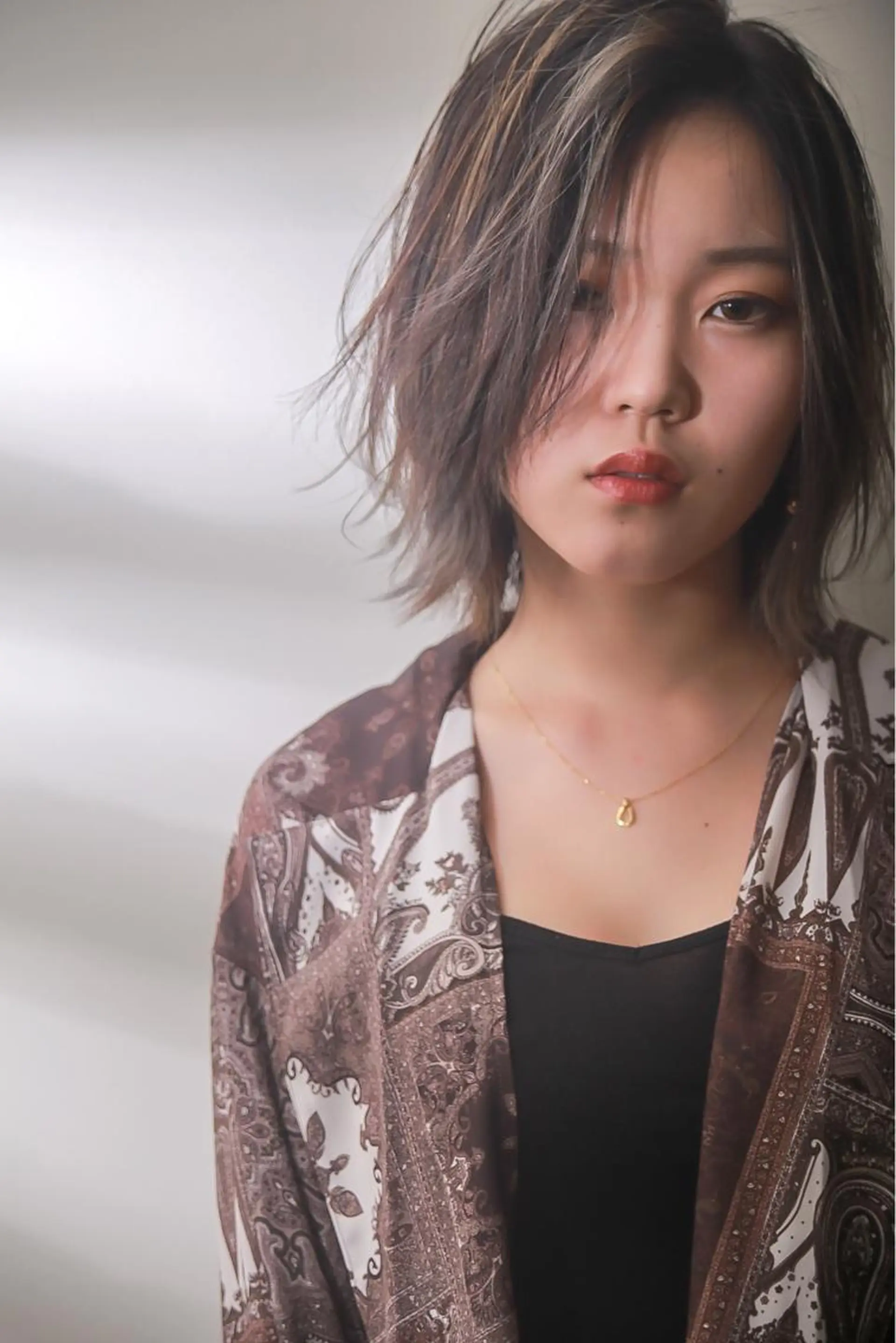 ミディアム カラー 伊藤 裕貴のヘアスタイル