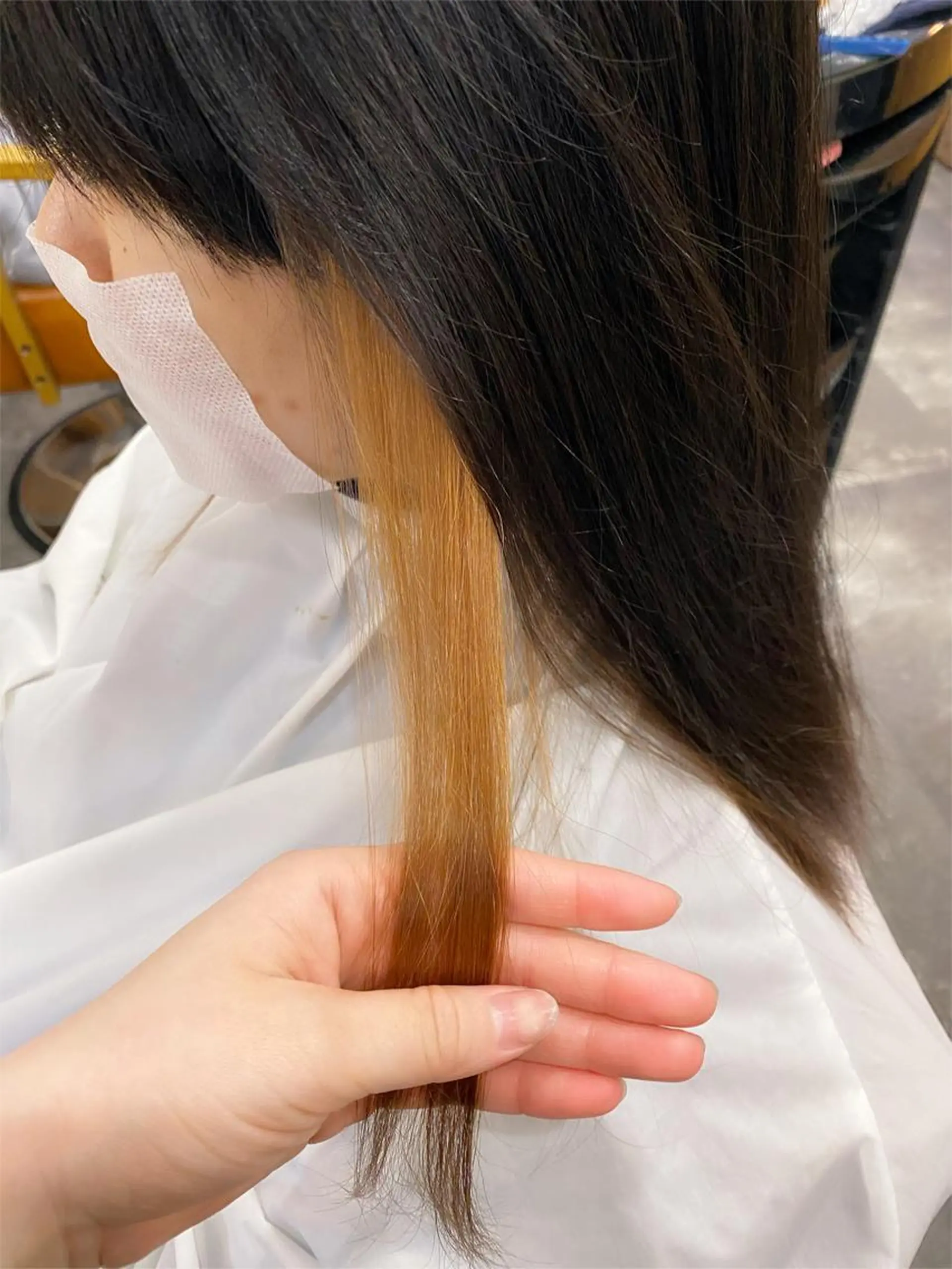 セミロング ヘアカラー トリートメント 美髪ヘア 🤍erikaのヘアスタイル