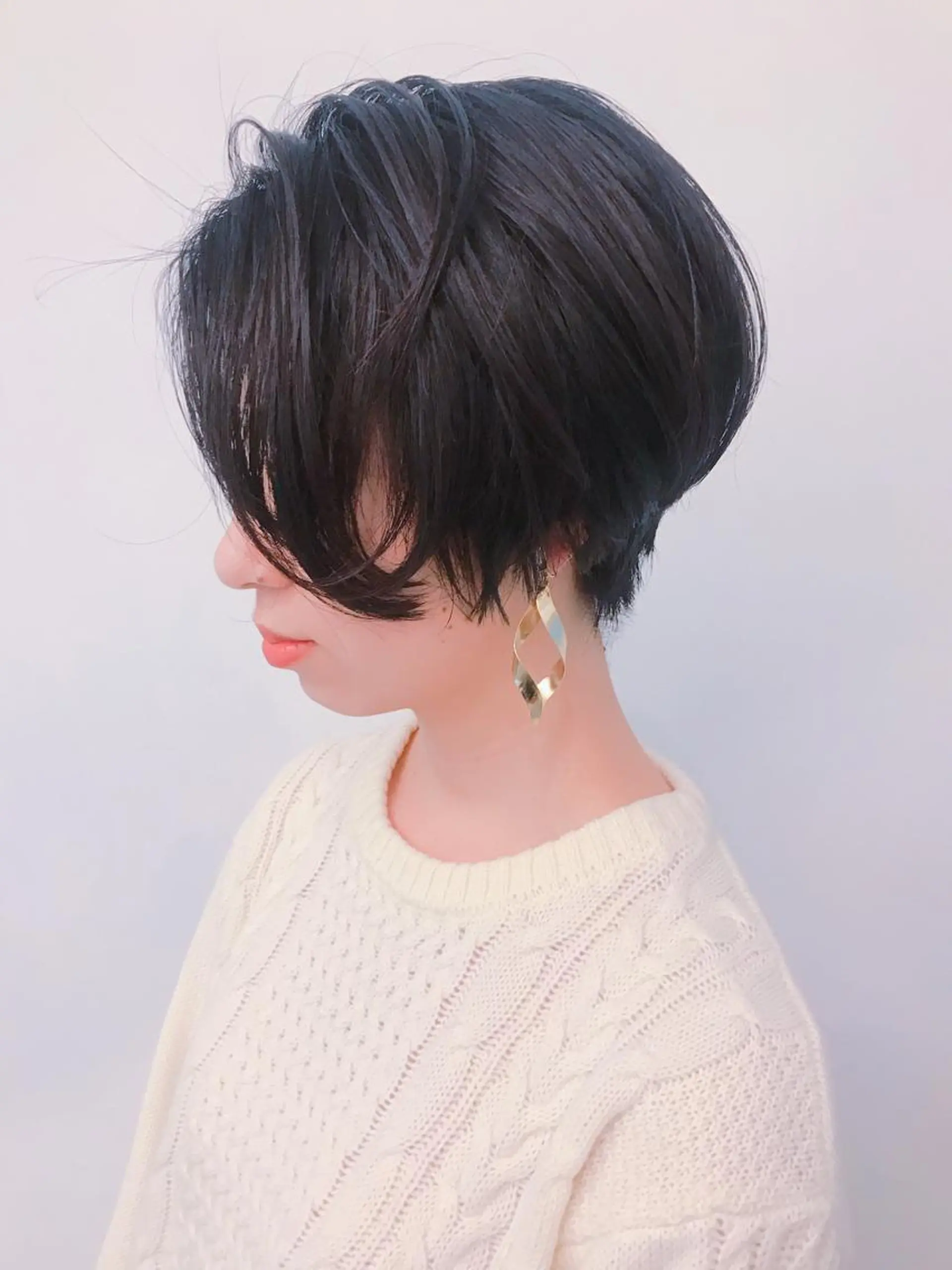 ショート ショートヘア 💓パーマ，💗 レイヤーカットのヘアスタイル