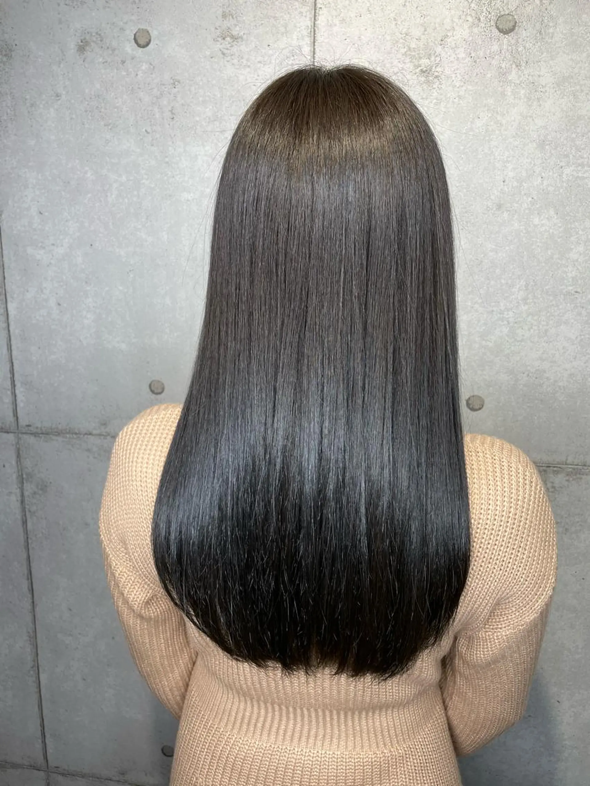 セミロング newi WASHIOのヘアスタイル