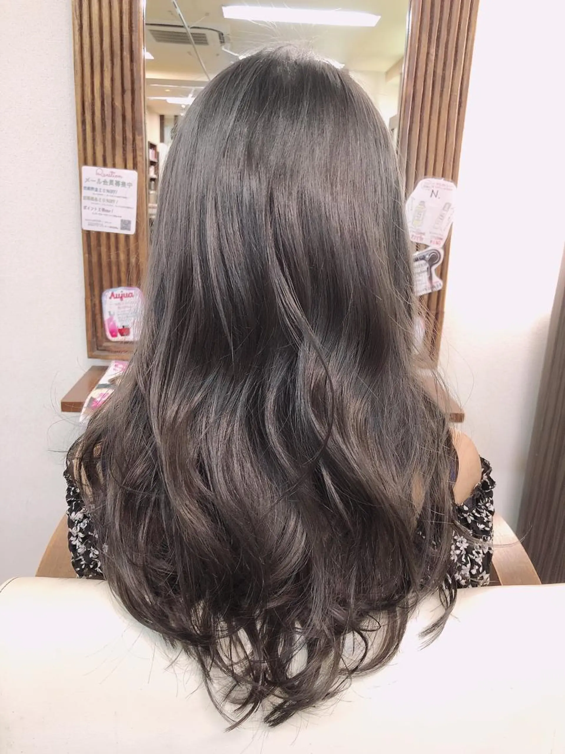 ロング カラー 加藤 瑠美のヘアスタイル