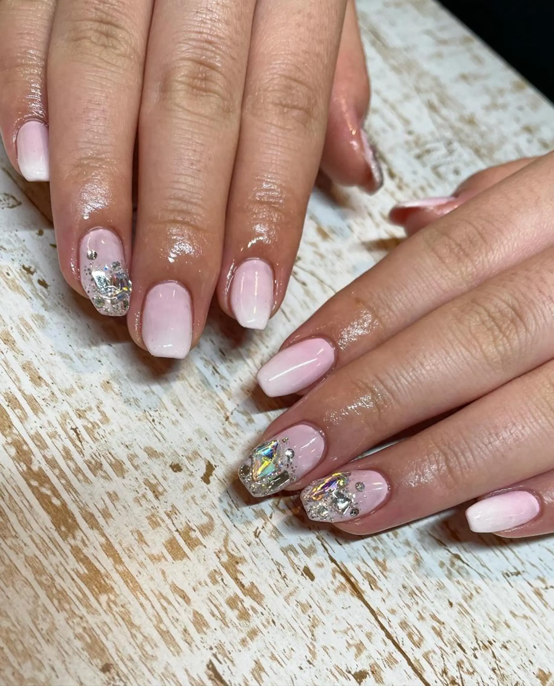 ネイル 池原　ことね （ネイリスト）のネイルデザイン