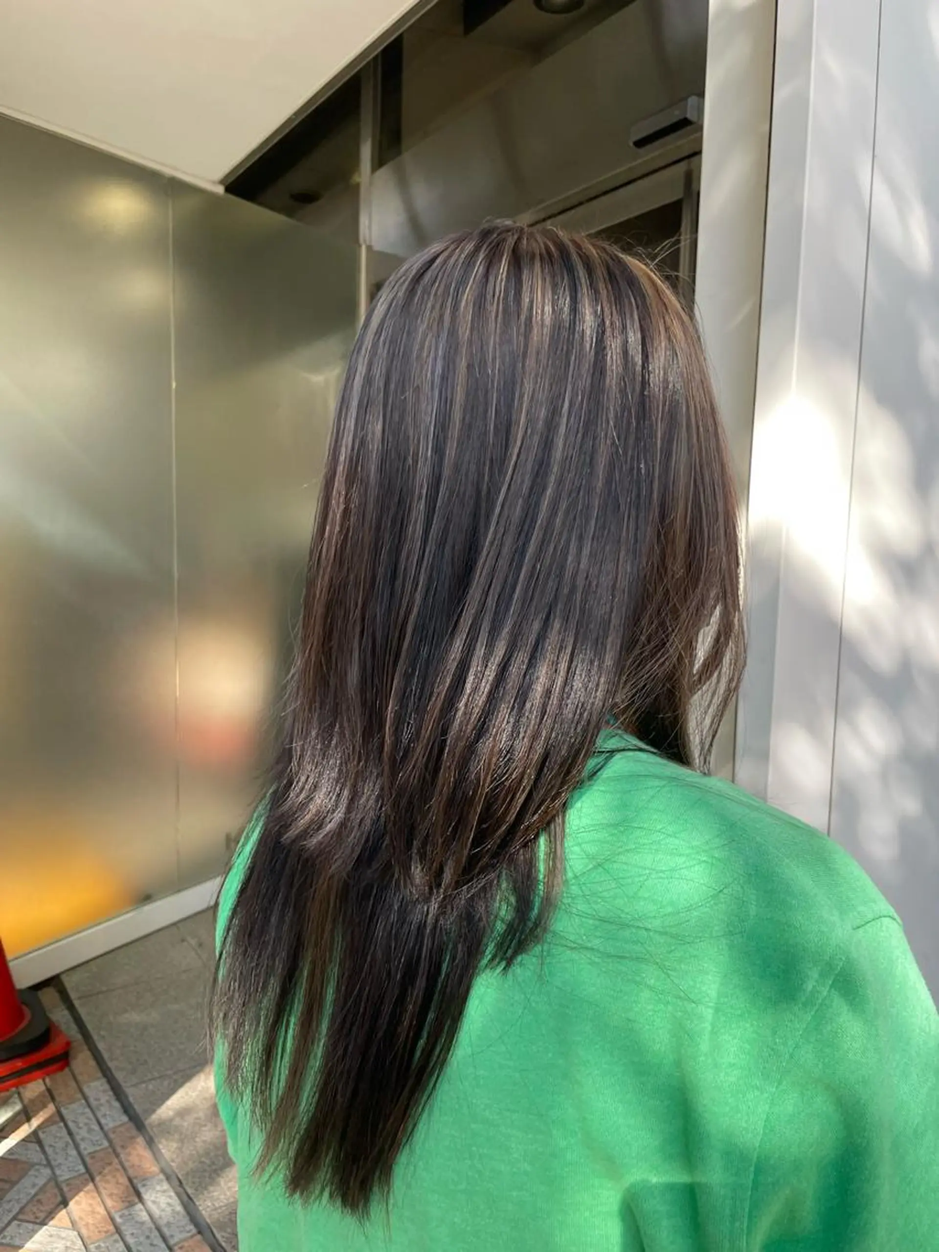 セミロング カラー ハイライトカラー ハイライト クロスパーマ/うる艶 カラー/Kurumiのヘアスタイル