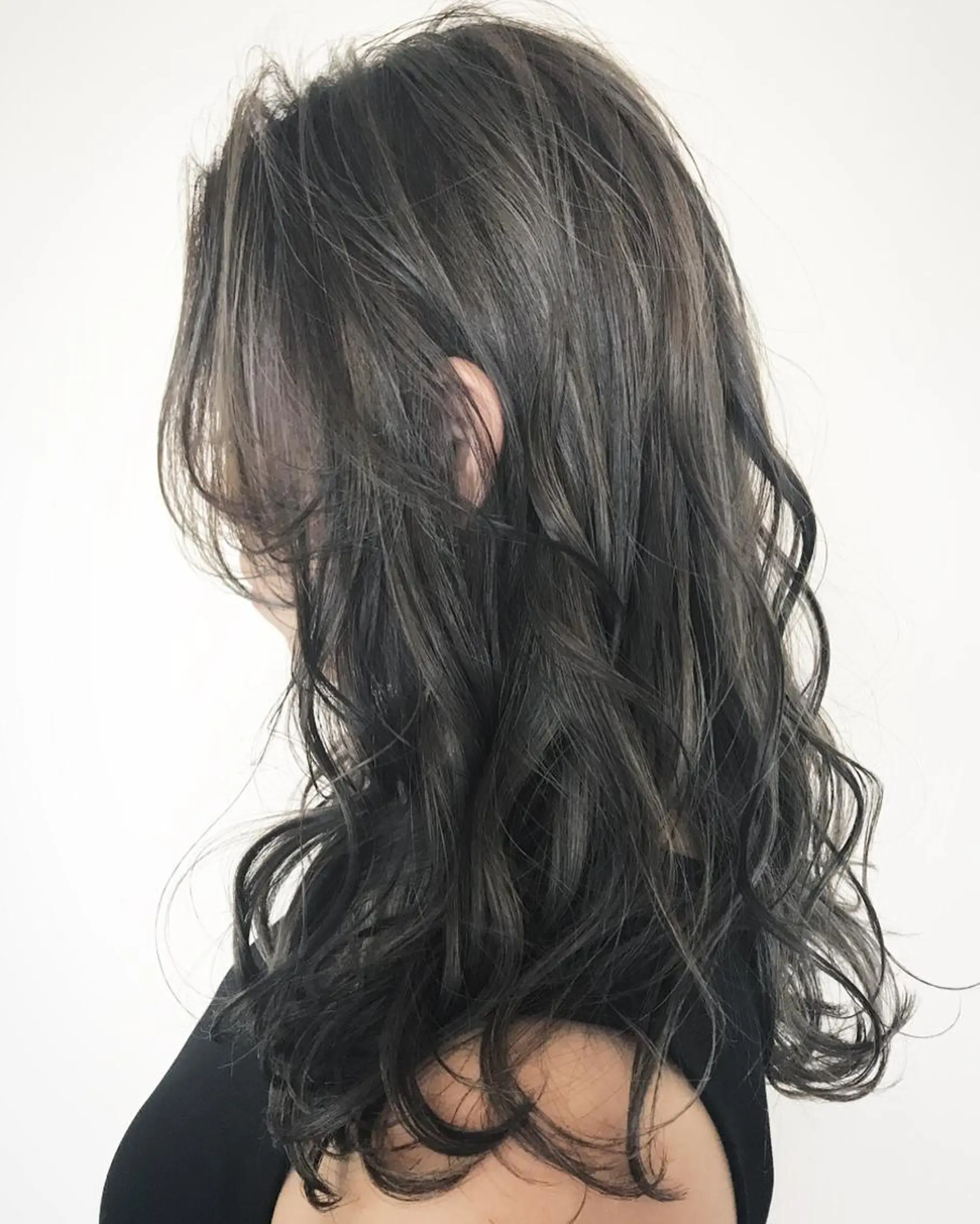 ロング カラー ハイライトカラー ハイライト 髪質改善サロン 心斎橋ARCHEのヘアスタイル