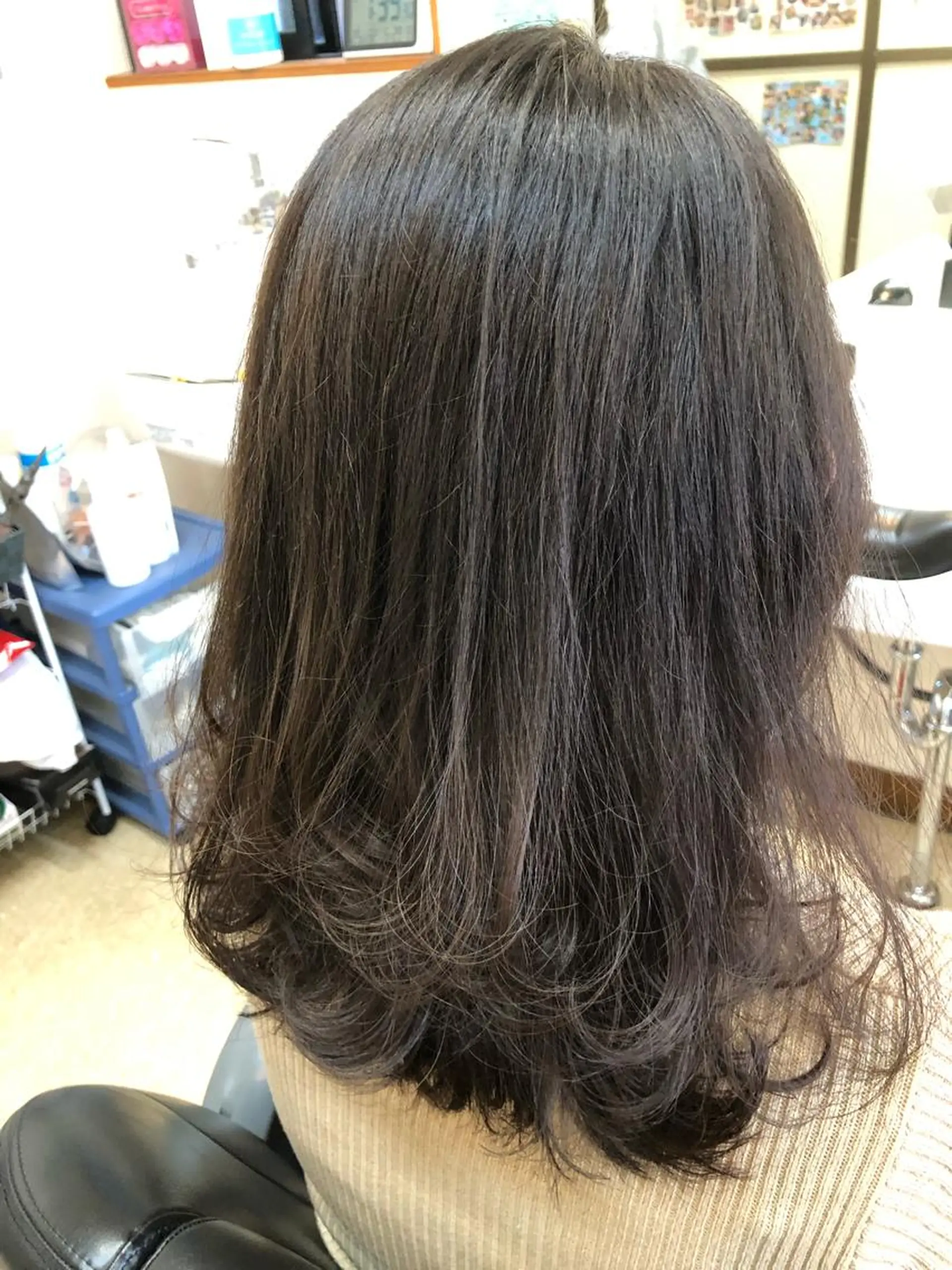 セミロング パーマ 石塚 浩のヘアスタイル