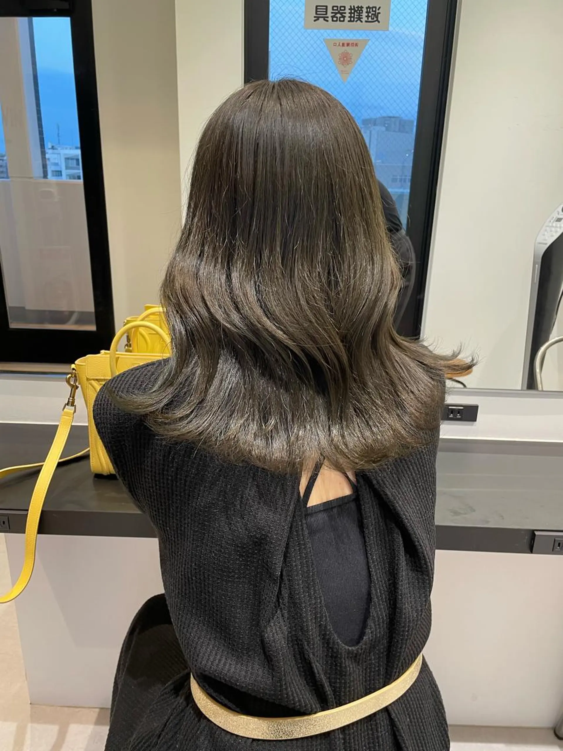 ミディアム 【美容室が苦手な方 専問美容室】MIHOのヘアスタイル