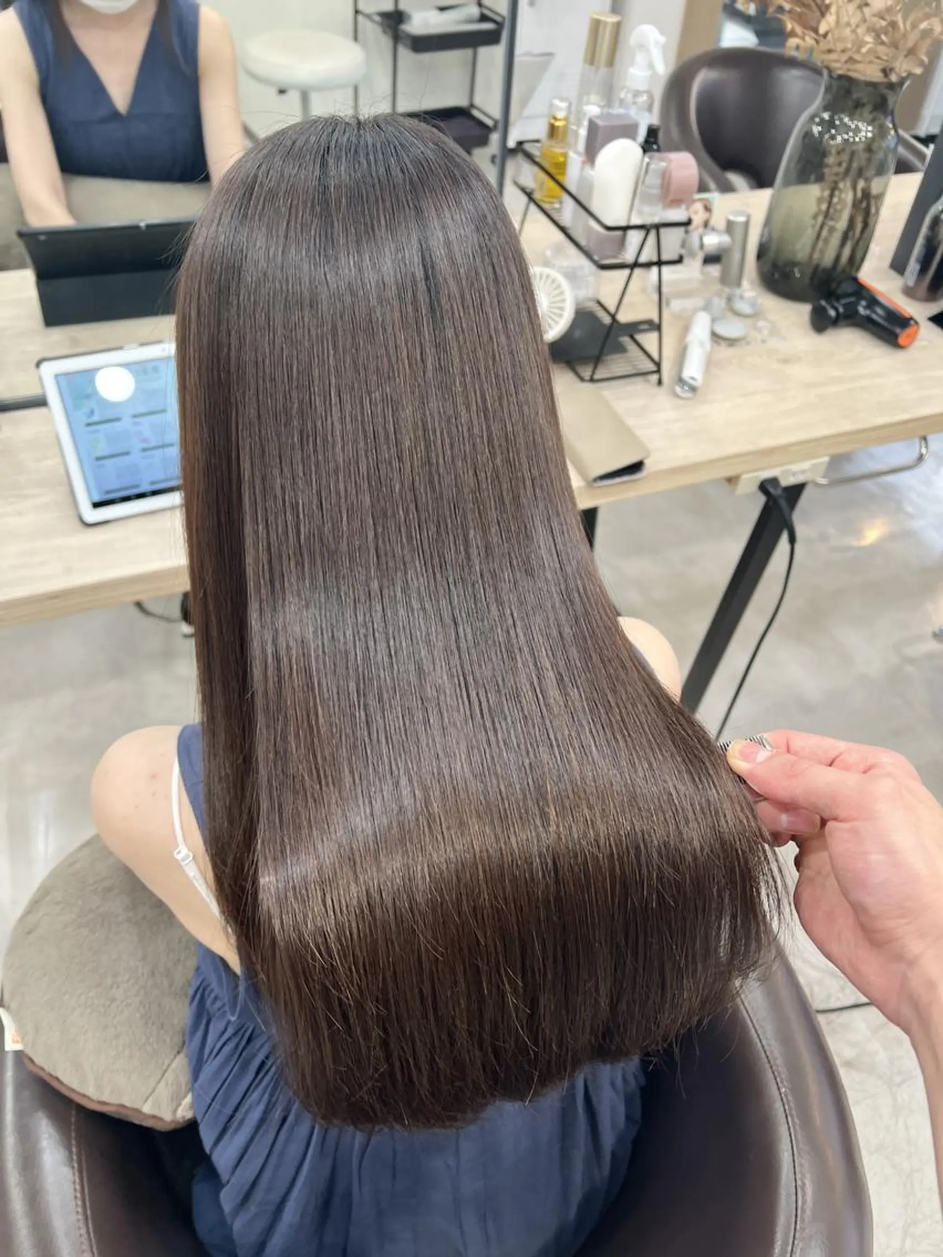 セミロング ボブ 髪質改善 韓国風ヘア レイヤーカット 縮毛矯正 ヘアカラー 髪質改善/艶カラー 縮毛矯正/山本由梨のヘアスタイル