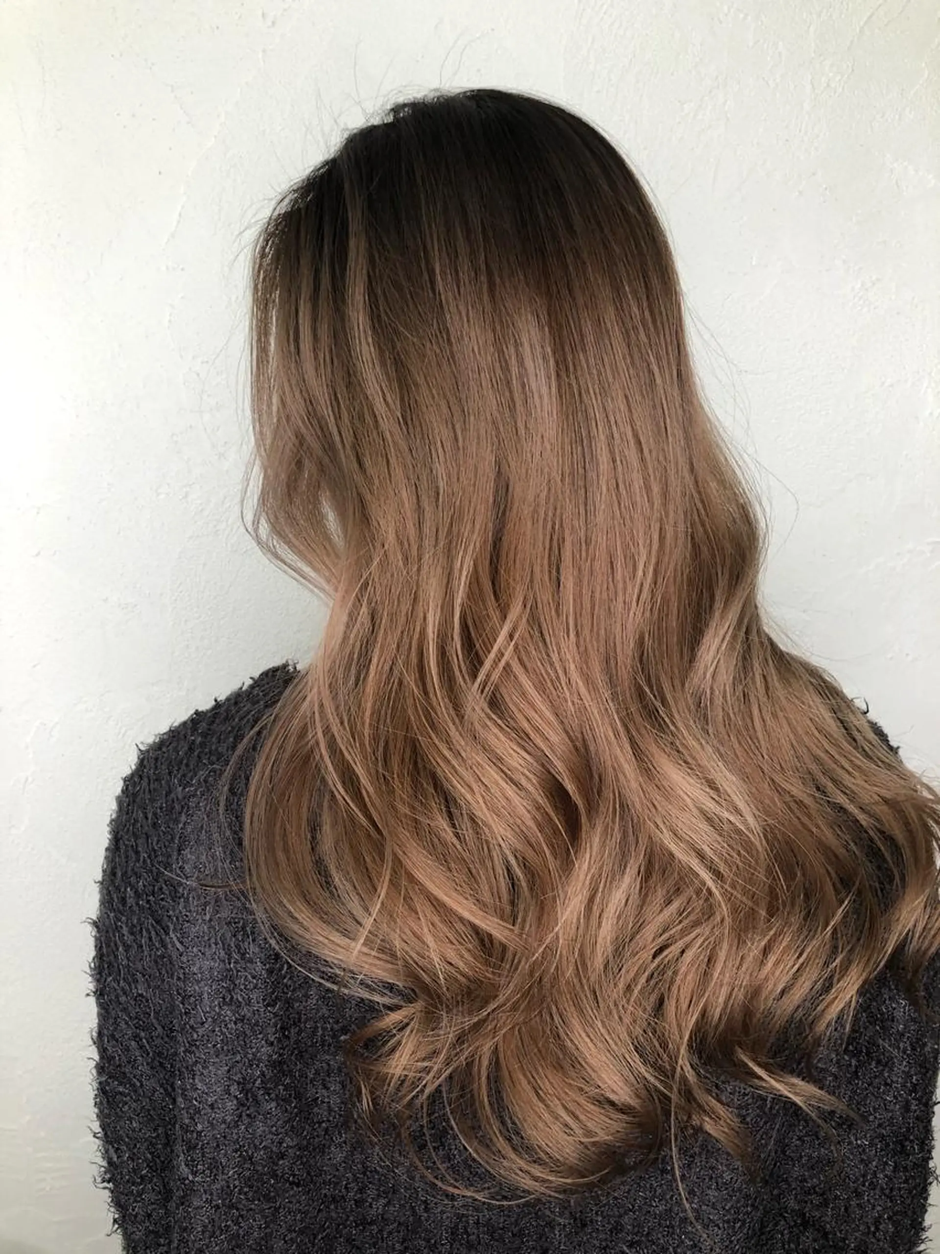 ロング カラー ヘアアレンジ モデル募集 LoA新宿代表の眉毛・アイブロウイメージ